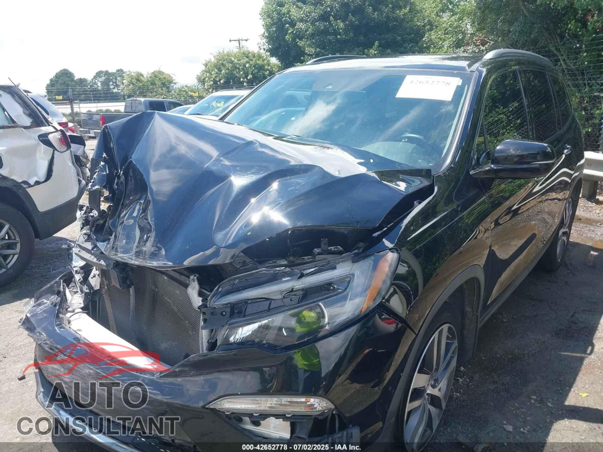 HONDA PILOT 2017 - 5FNYF5H91HB014777