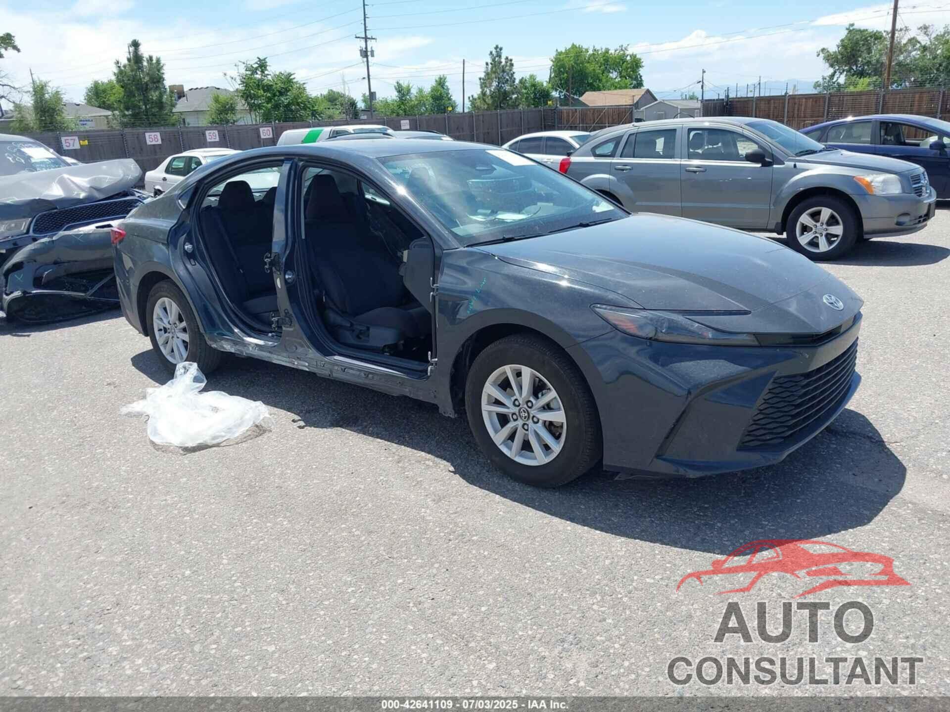 TOYOTA CAMRY 2025 - 4T1DAACKXSU529111