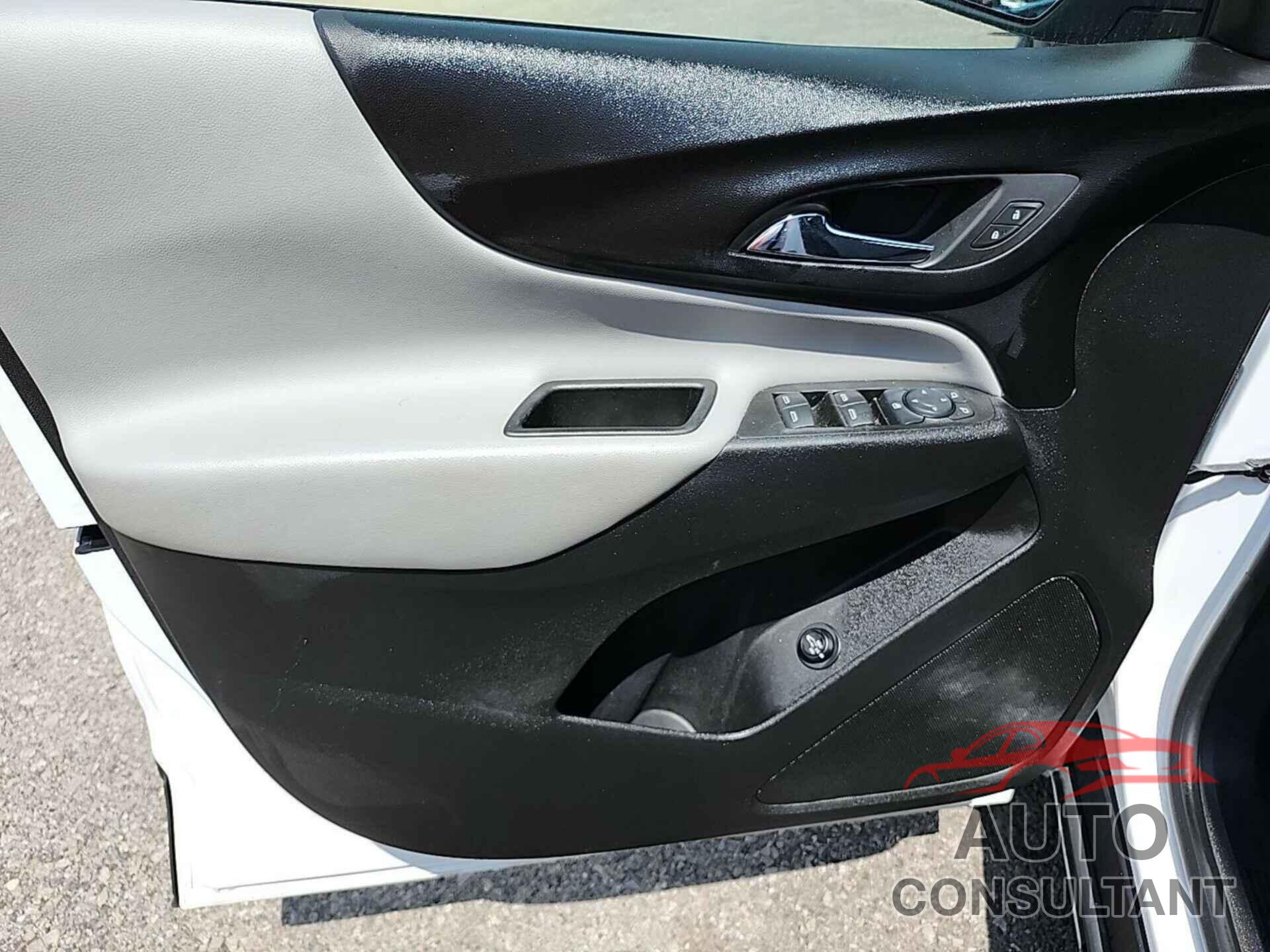 CHEVROLET EQUINOX 2022 - 3GNAXJEV3NL135002
