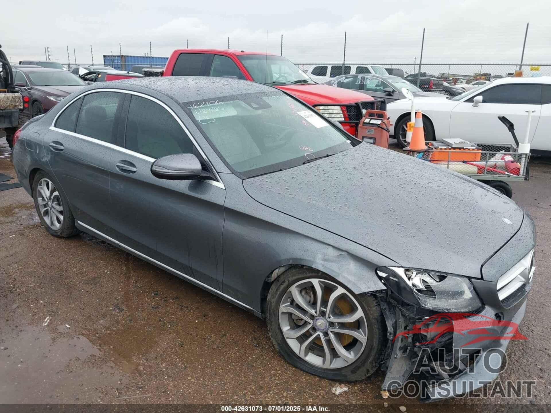 MERCEDES-BENZ C 300 2017 - 55SWF4JB2HU208554