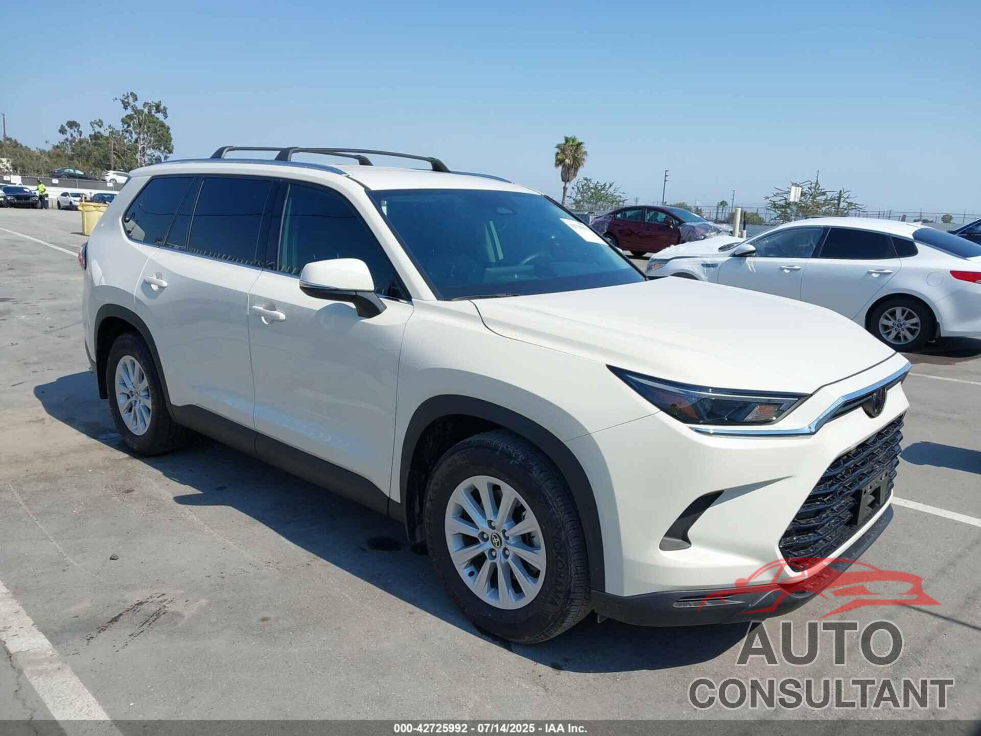 TOYOTA GRAND HIGHLANDER 2024 - 5TDAAAA55RS006422