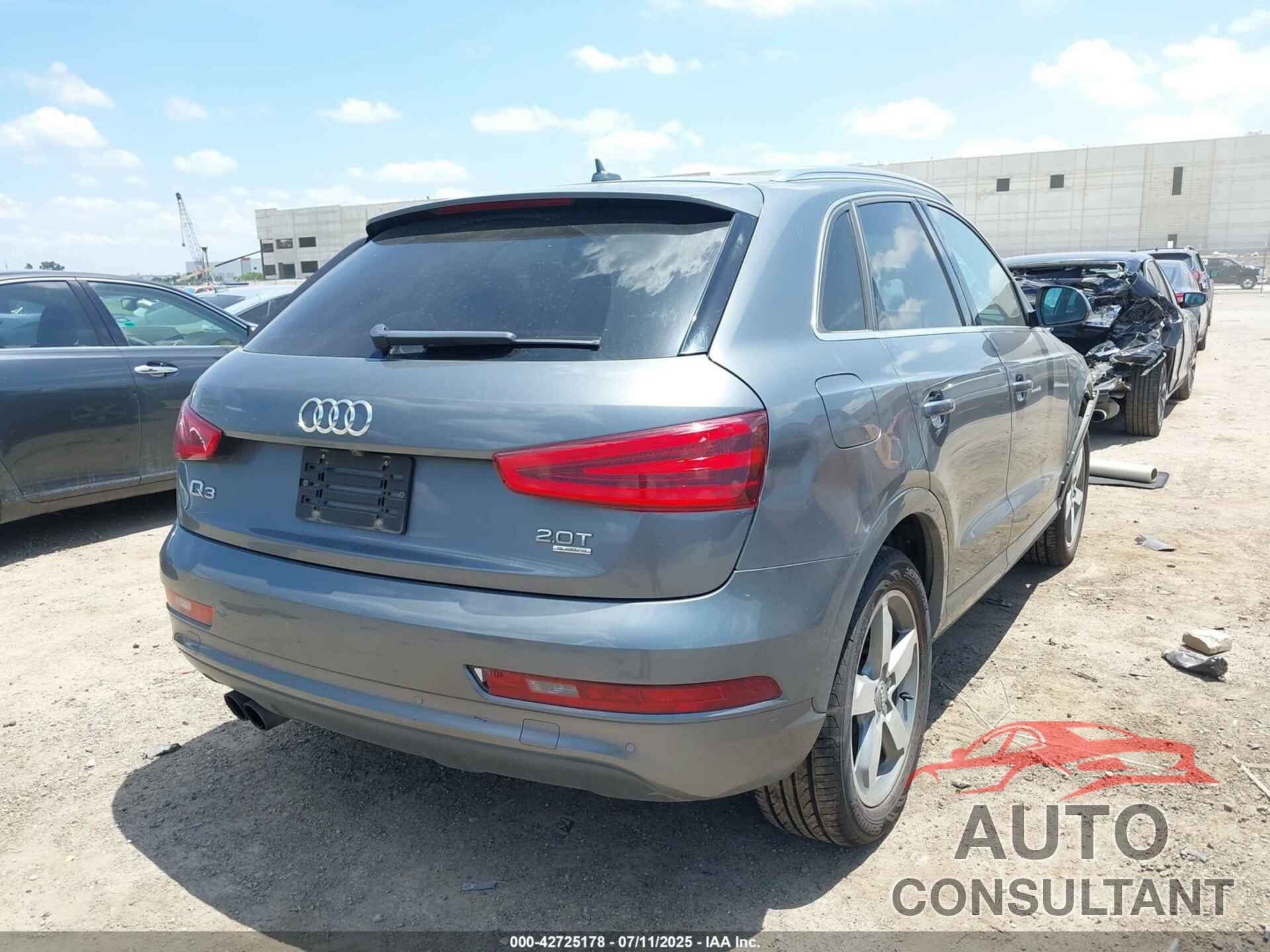 AUDI Q3 2015 - WA1GFCFS9FR011343