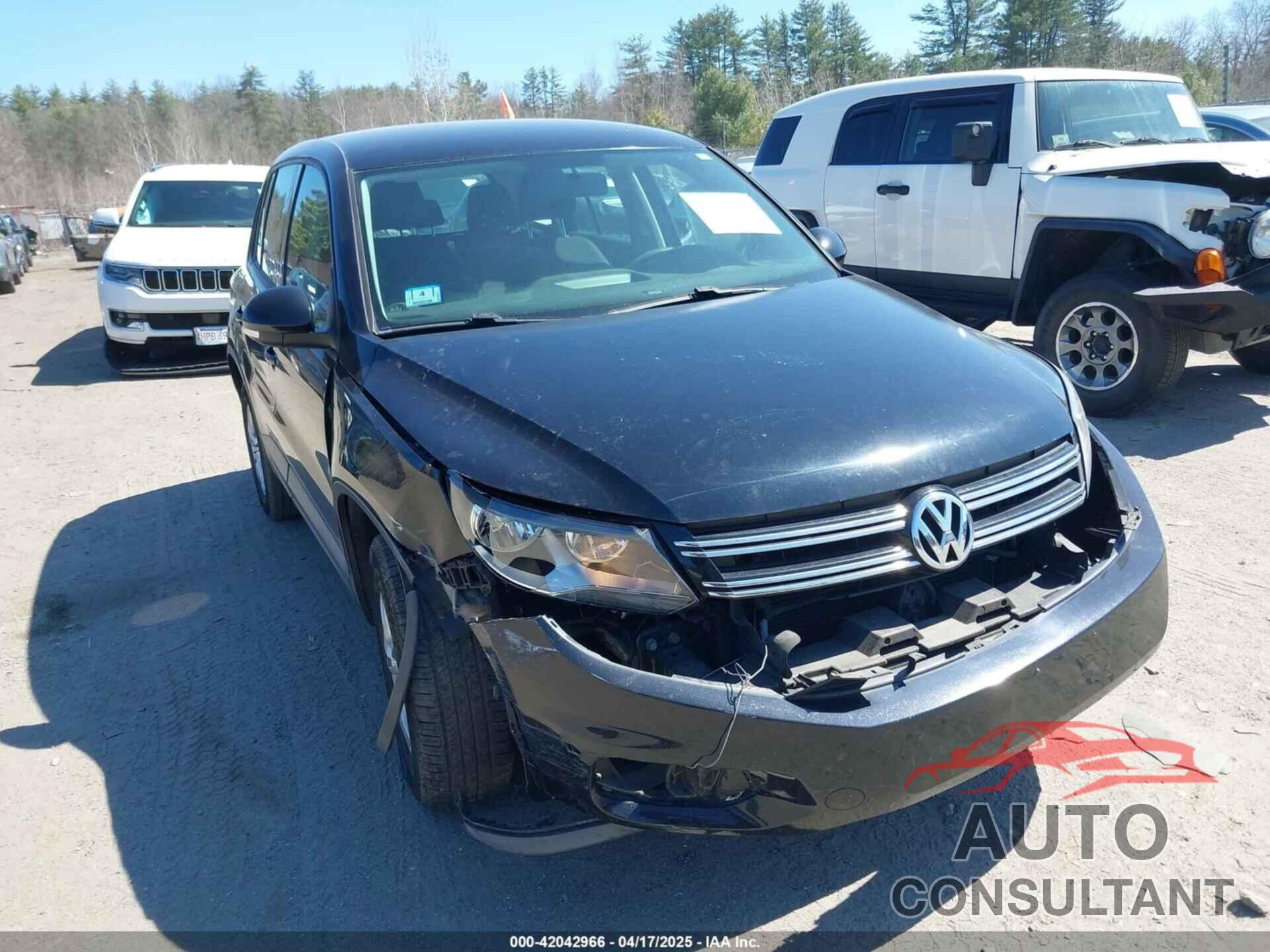 VOLKSWAGEN TIGUAN 2012 - WVGAV7AX4CW524596