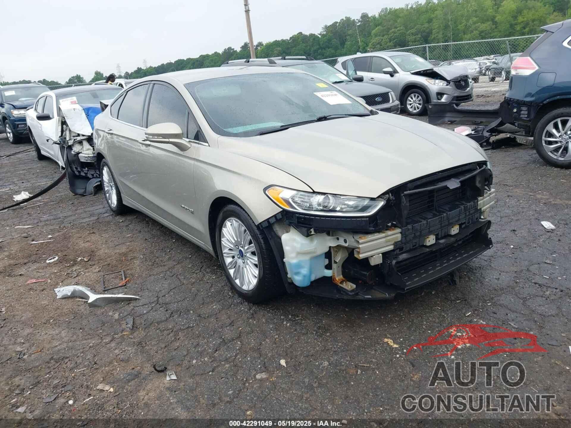 FORD FUSION HYBRID 2015 - 3FA6P0LUXFR141046
