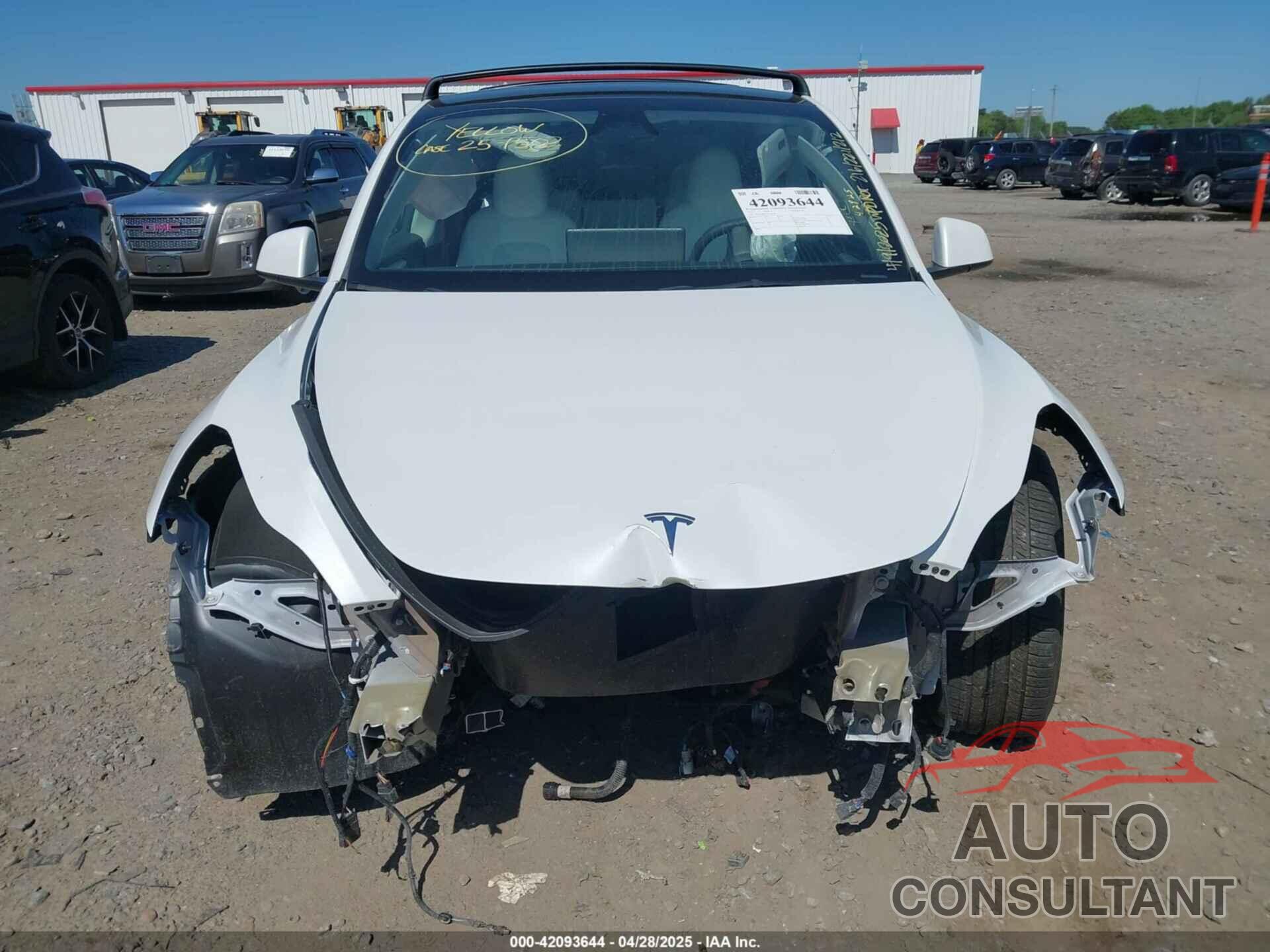 TESLA MODEL Y 2023 - 7SAYGDEF2PF858782