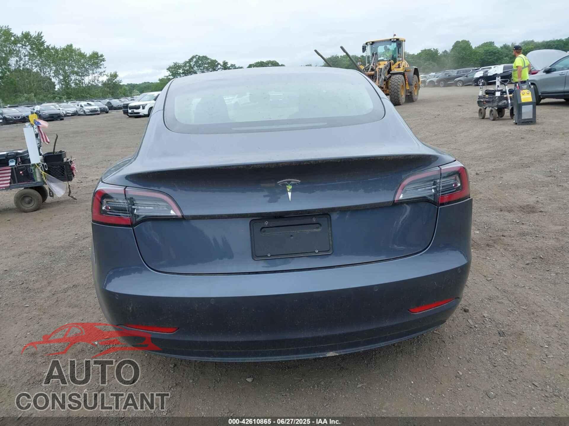 TESLA MODEL 3 2022 - 5YJ3E1EA1NF329580