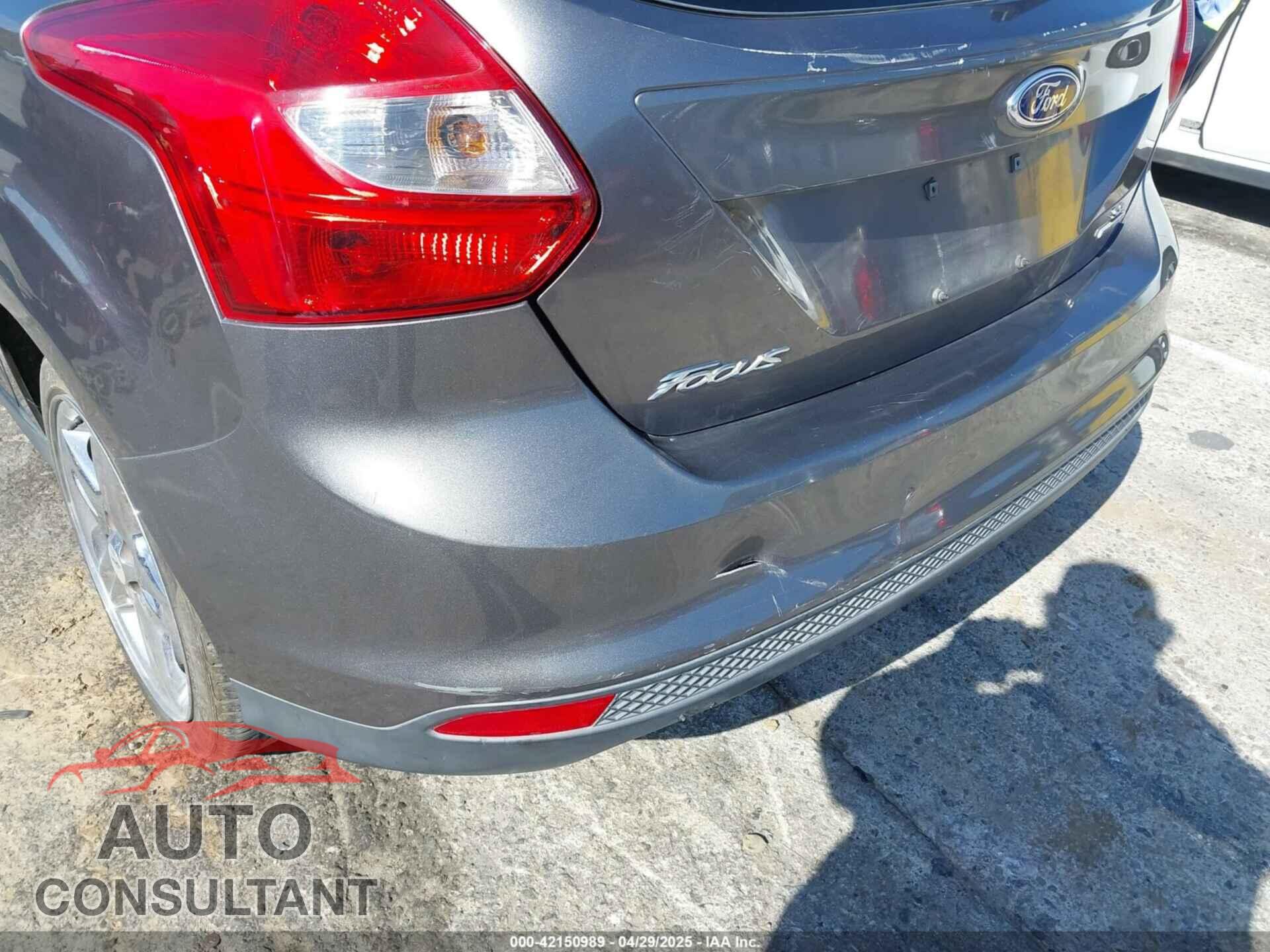 FORD FOCUS 2014 - 1FADP3K21EL200233
