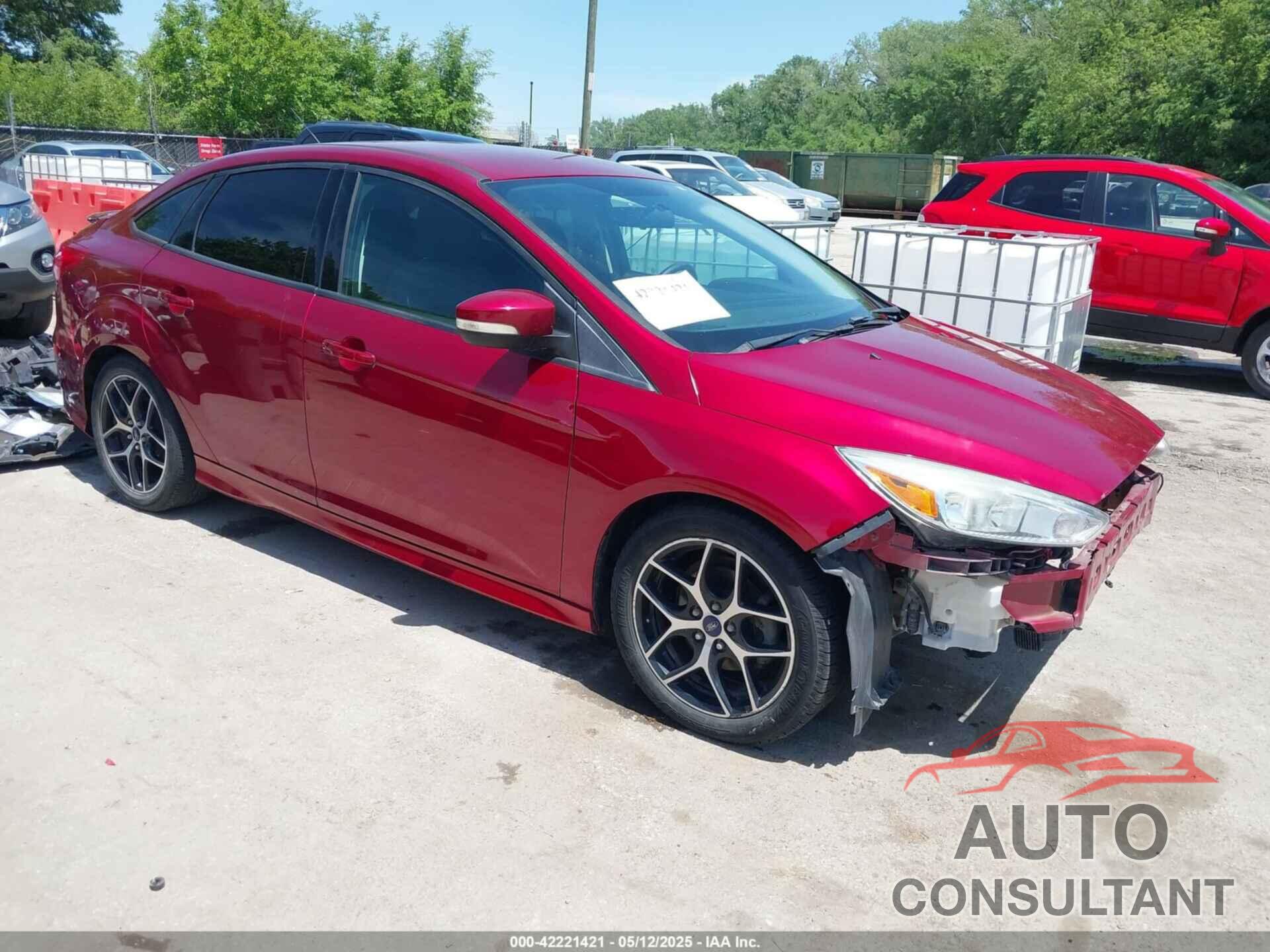 FORD FOCUS 2015 - 1FADP3F22FL275602