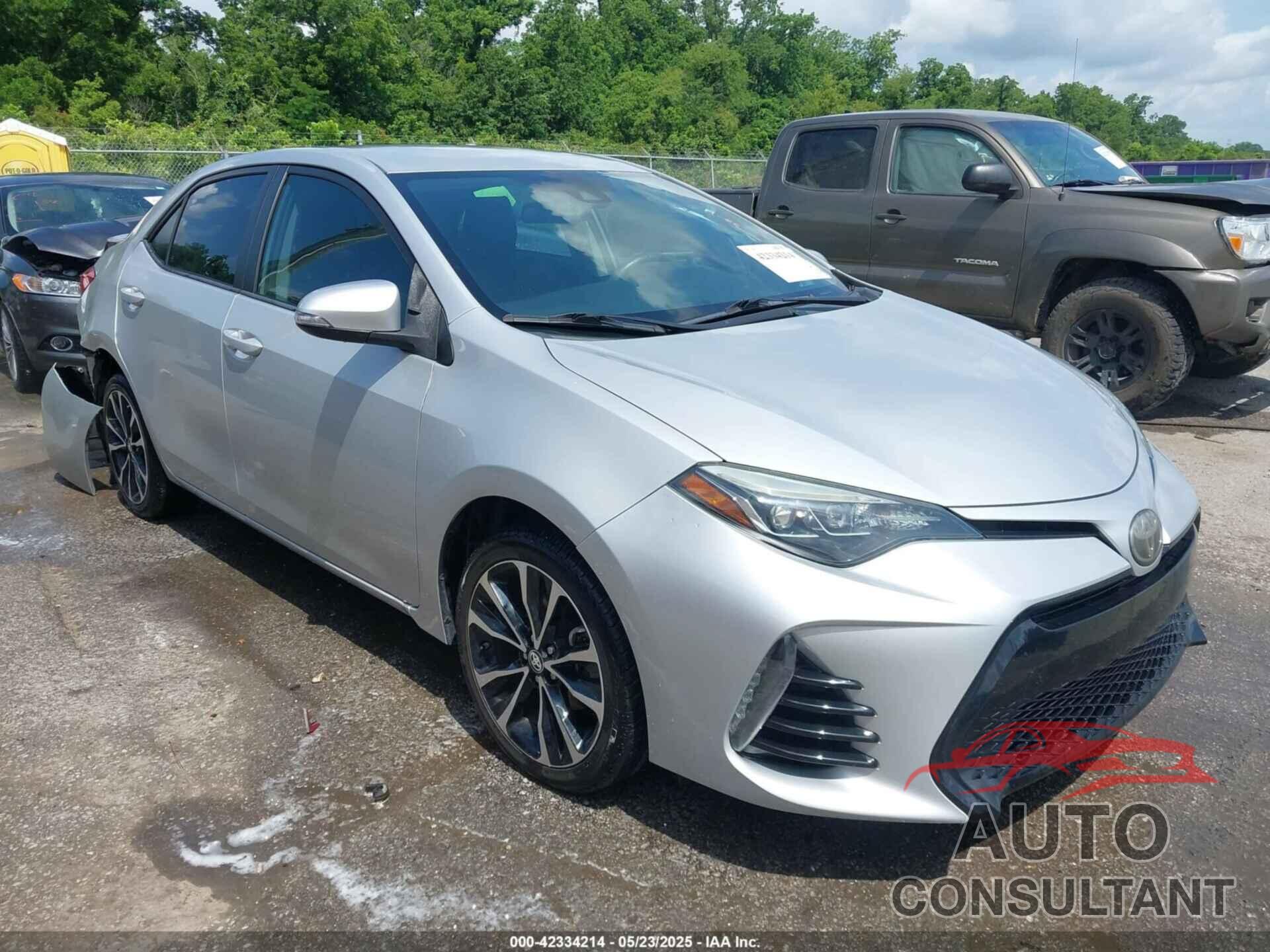 TOYOTA COROLLA 2018 - 5YFBURHE1JP838949