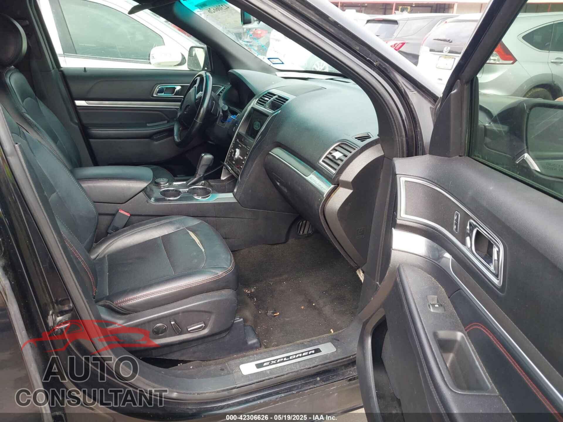 FORD EXPLORER 2017 - 1FM5K8GT2HGA34762