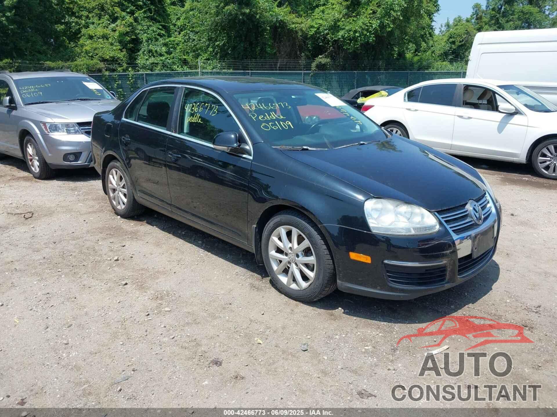VOLKSWAGEN JETTA 2010 - 3VWRZ7AJ9AM042787