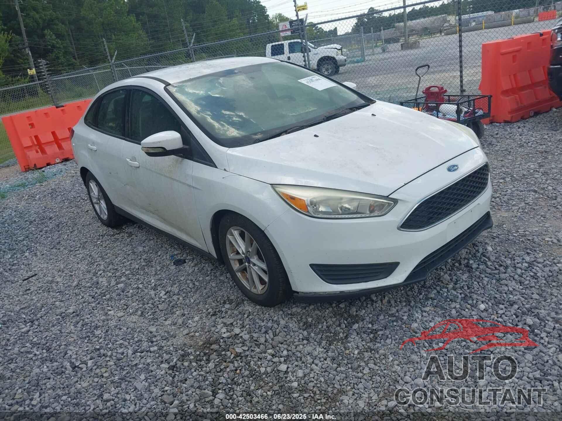 FORD FOCUS 2015 - 1FADP3F23FL203050