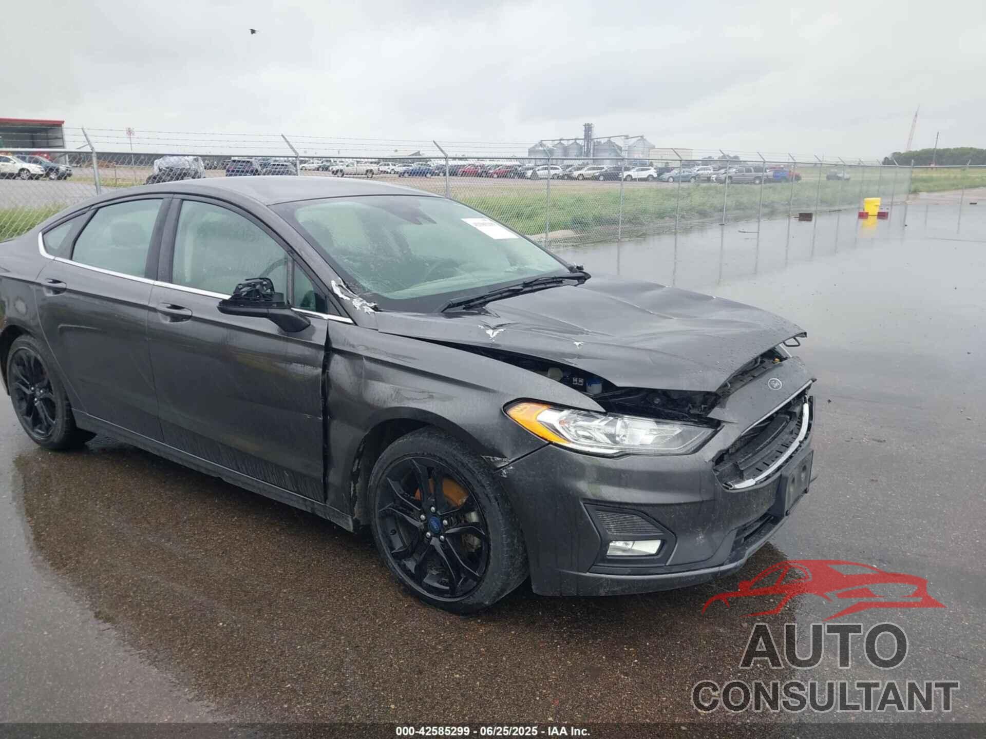 FORD FUSION 2019 - 3FA6P0HD4KR199706