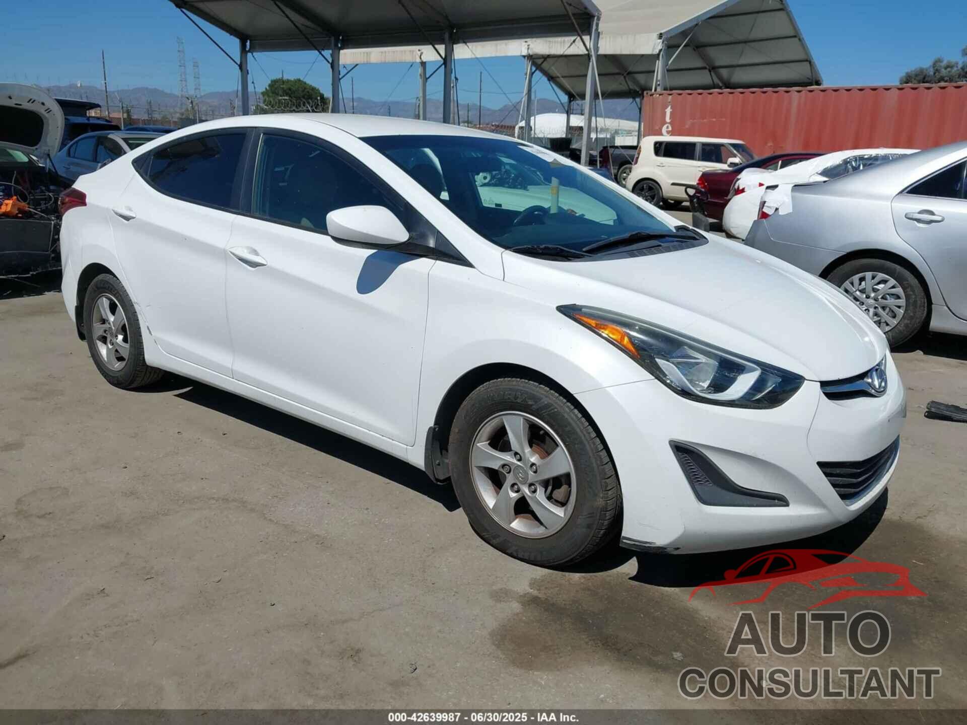 HYUNDAI ELANTRA 2015 - 5NPDH4AE1FH640242