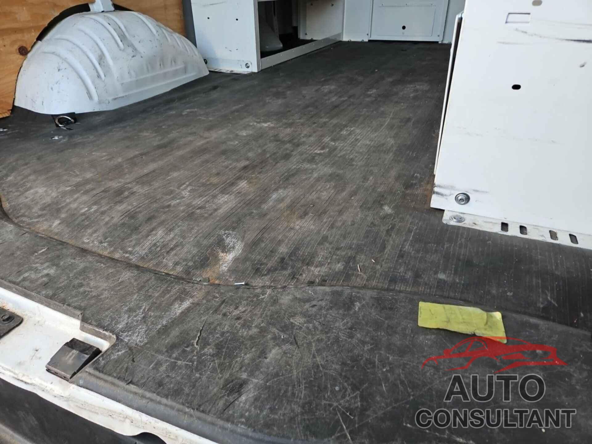 CHEVROLET EXPRESS G3500 2019 - 1GCZGGFG1K1330324