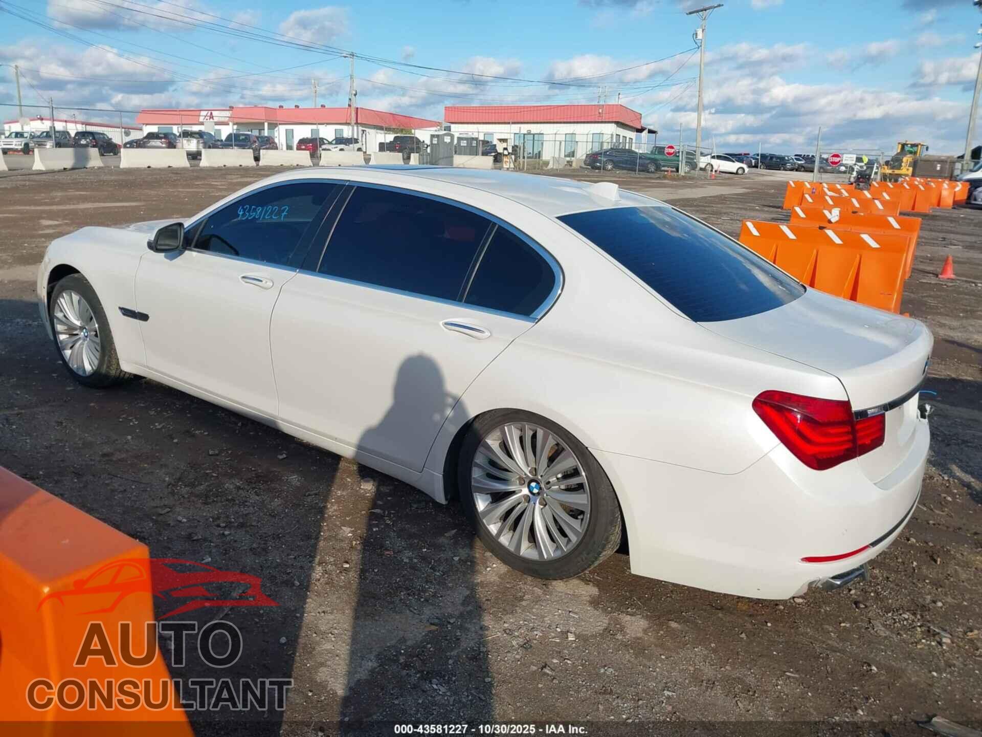 BMW 740LI 2015 - WBAYE4C59FD947023
