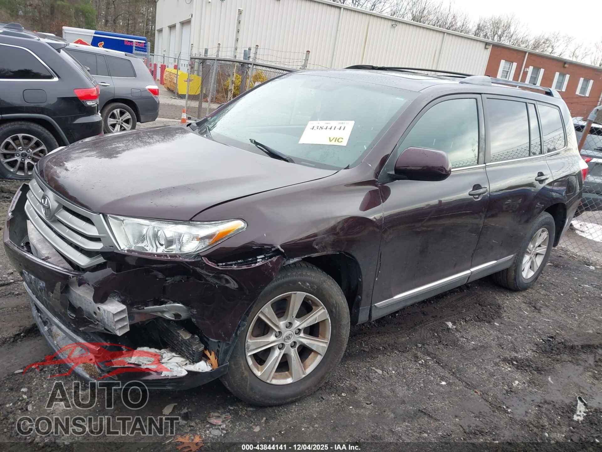 TOYOTA HIGHLANDER 2011 - 5TDBK3EHXBS044865
