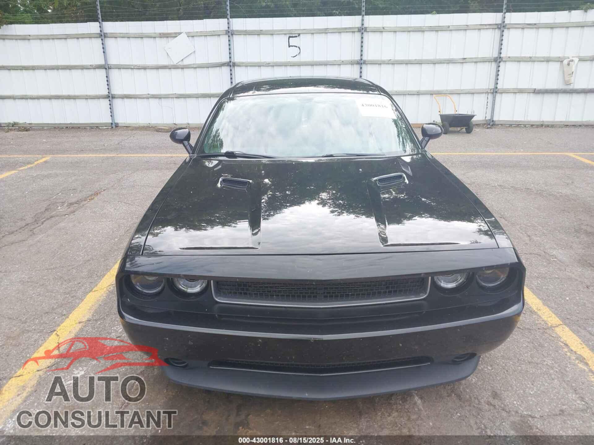 DODGE CHALLENGER 2011 - 2B3CJ4DG4BH525555