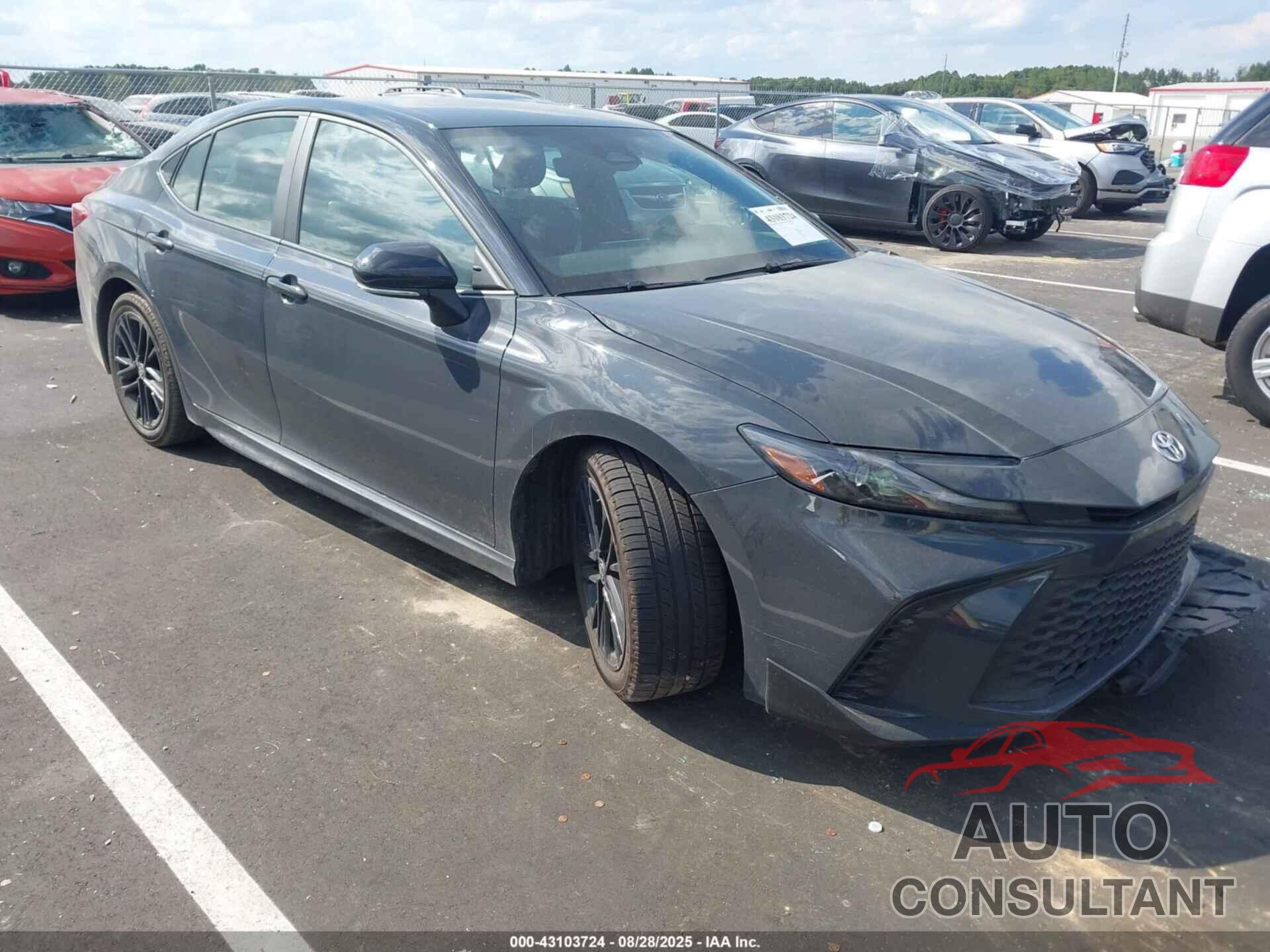 TOYOTA CAMRY 2025 - 4T1DAACK8SU558672