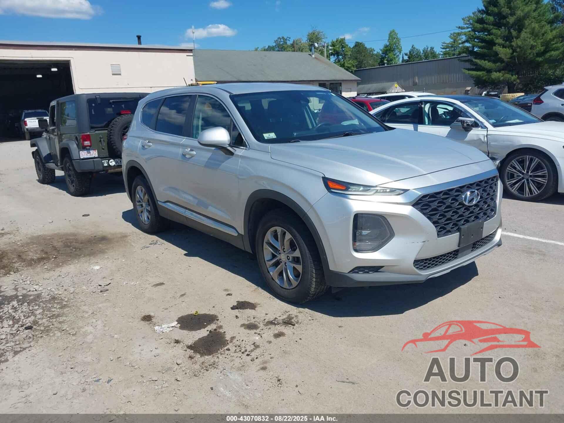 HYUNDAI SANTA FE 2019 - 5NMS2CAD3KH058337