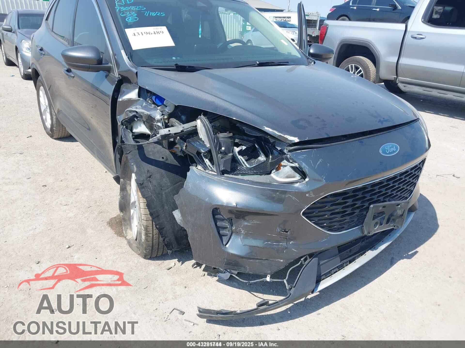 FORD ESCAPE 2020 - 1FMCU0G65LUA38750