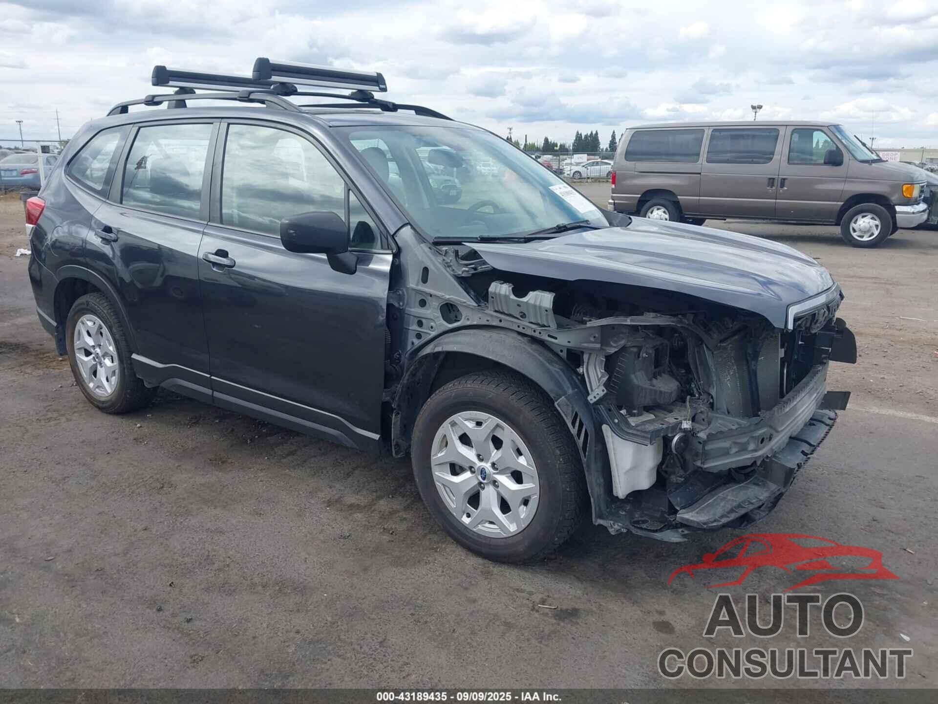 SUBARU FORESTER 2019 - JF2SKACC3KH448026