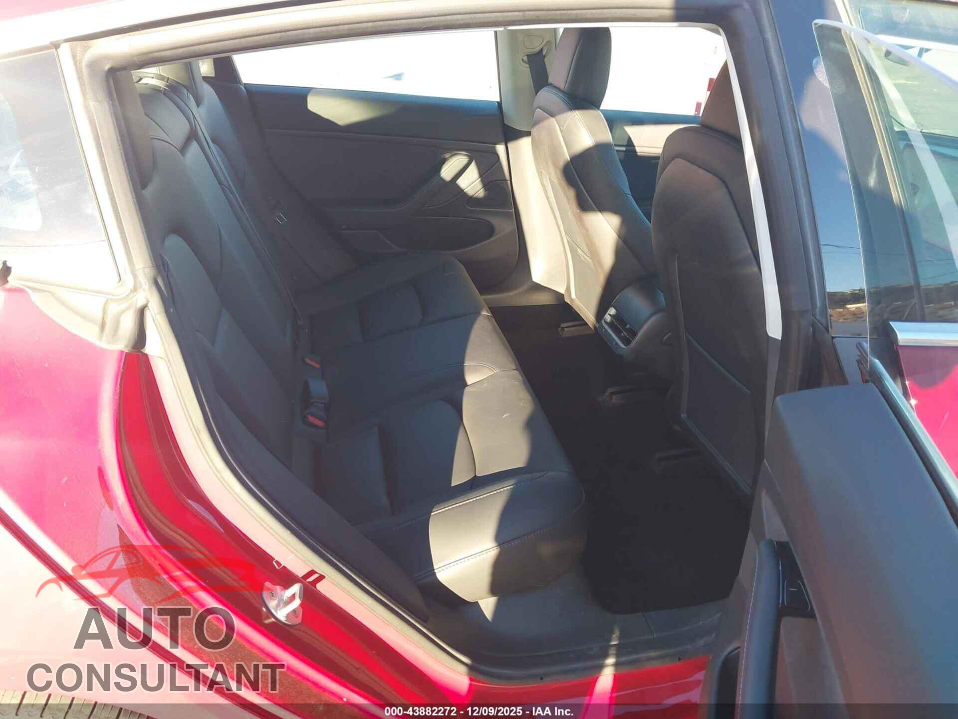 TESLA MODEL 3 2018 - 5YJ3E1EA1JF061804