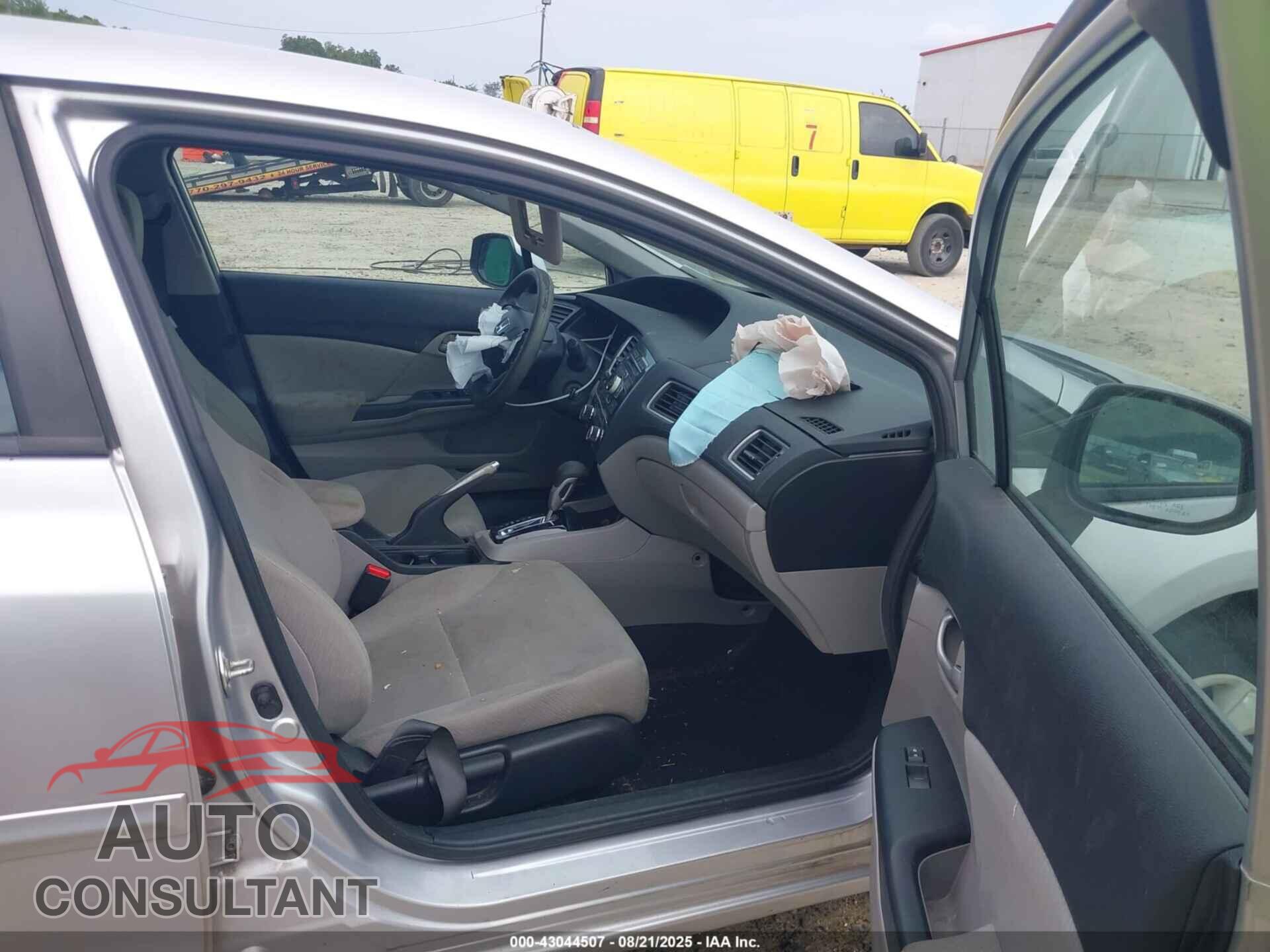HONDA CIVIC 2013 - 19XFB2F59DE015936