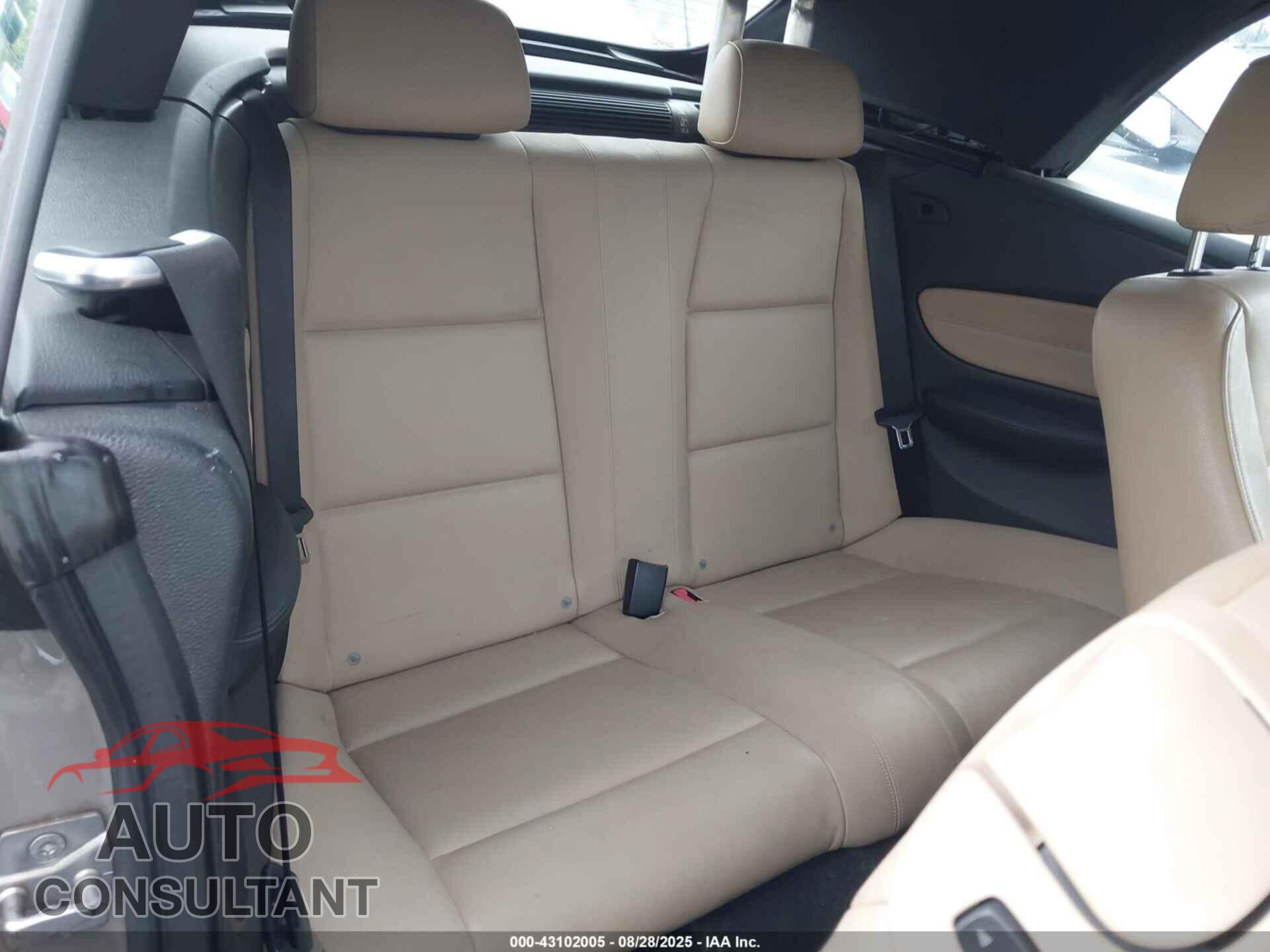 BMW 128I 2011 - WBAUL7C59BVM79143
