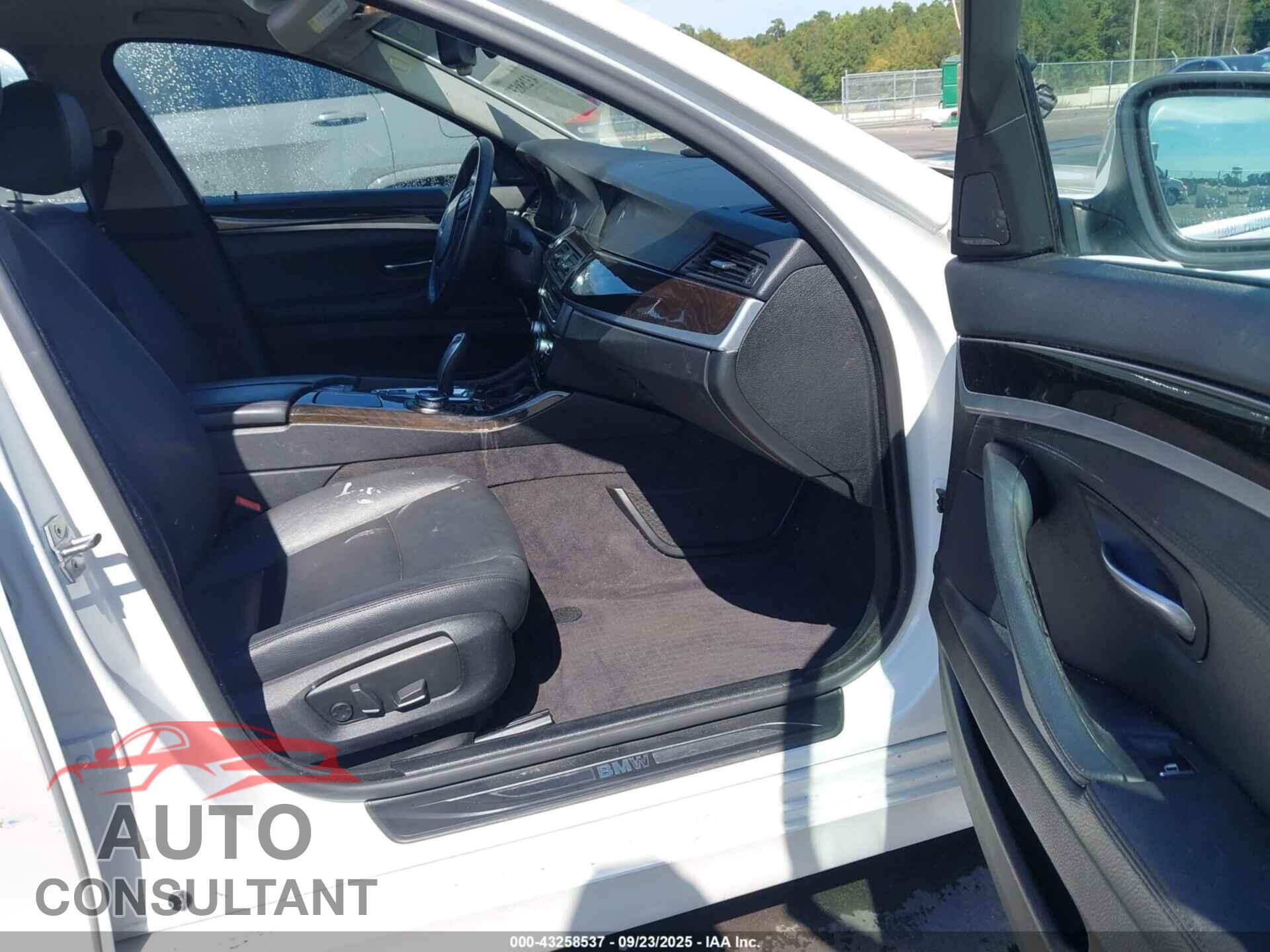 BMW 528I 2014 - WBA5A7C59ED615758