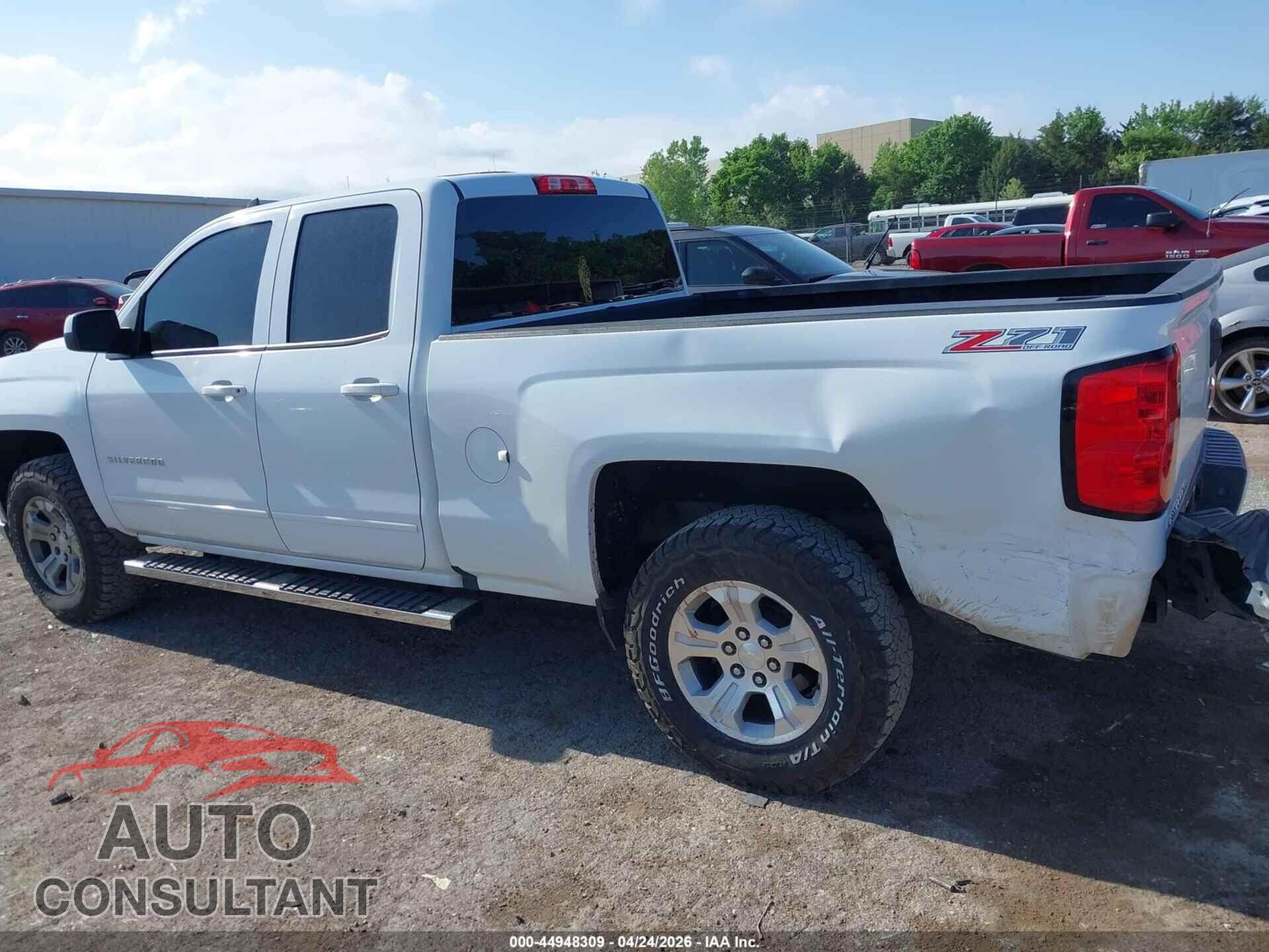 CHEVROLET SILVERADO 1500 2017 - 1GCVKREC4HZ347345
