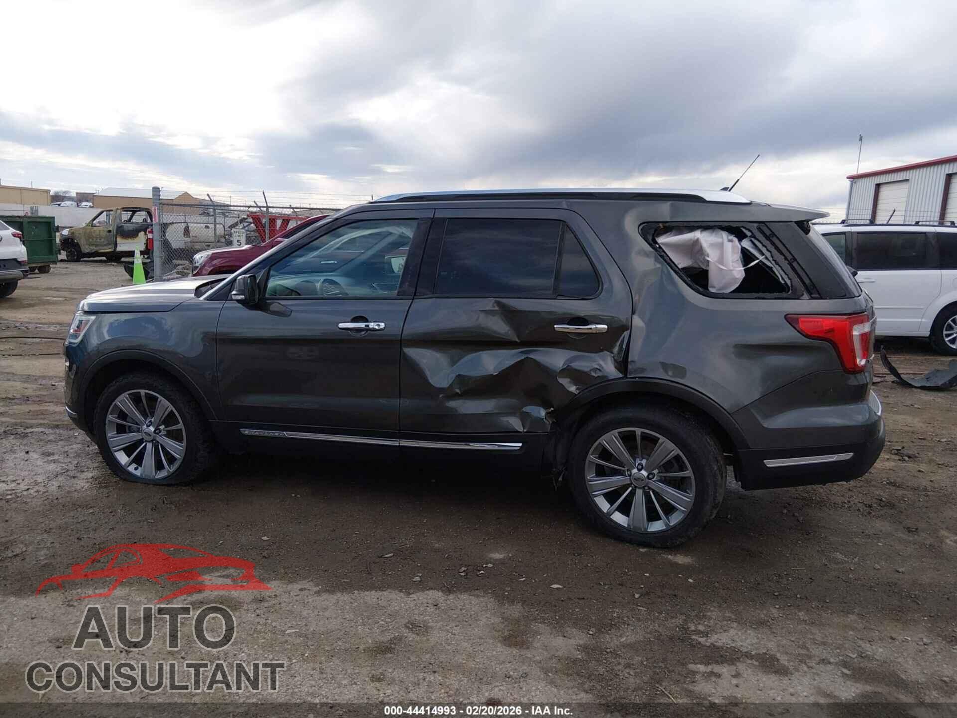 FORD EXPLORER 2018 - 1FM5K7F86JGB35204