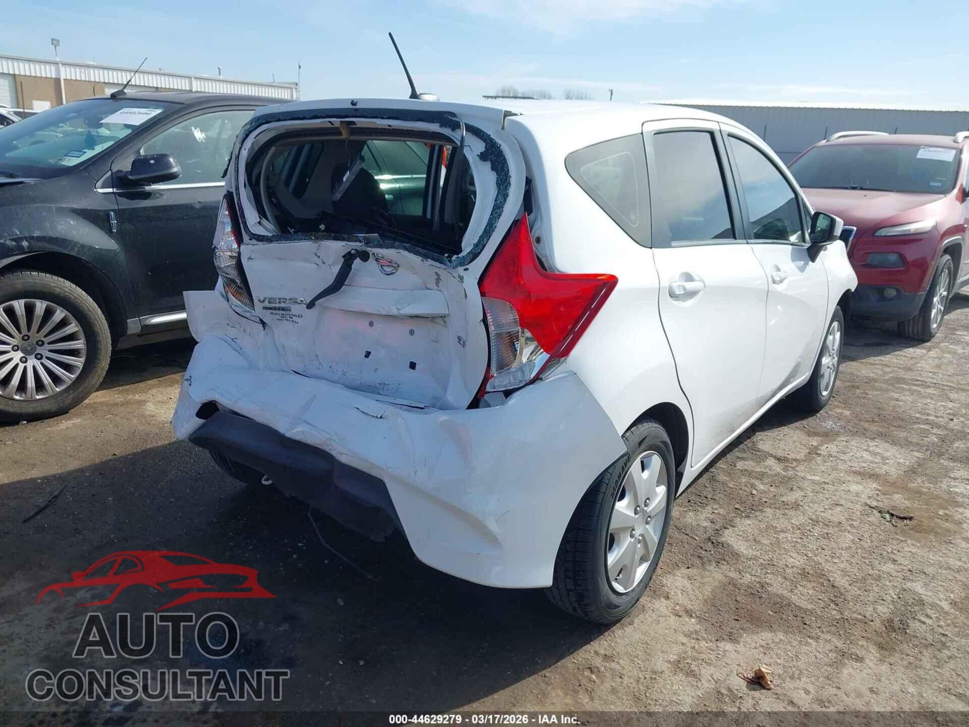 NISSAN VERSA NOTE 2017 - 3N1CE2CP3HL367110