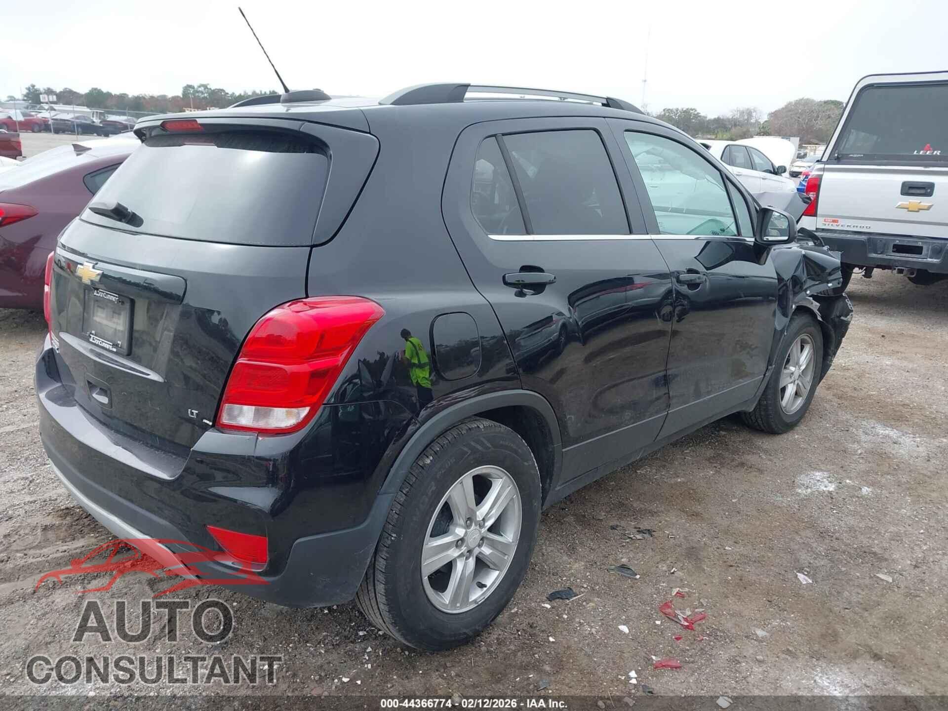CHEVROLET TRAX 2017 - 3GNCJLSB2HL186530