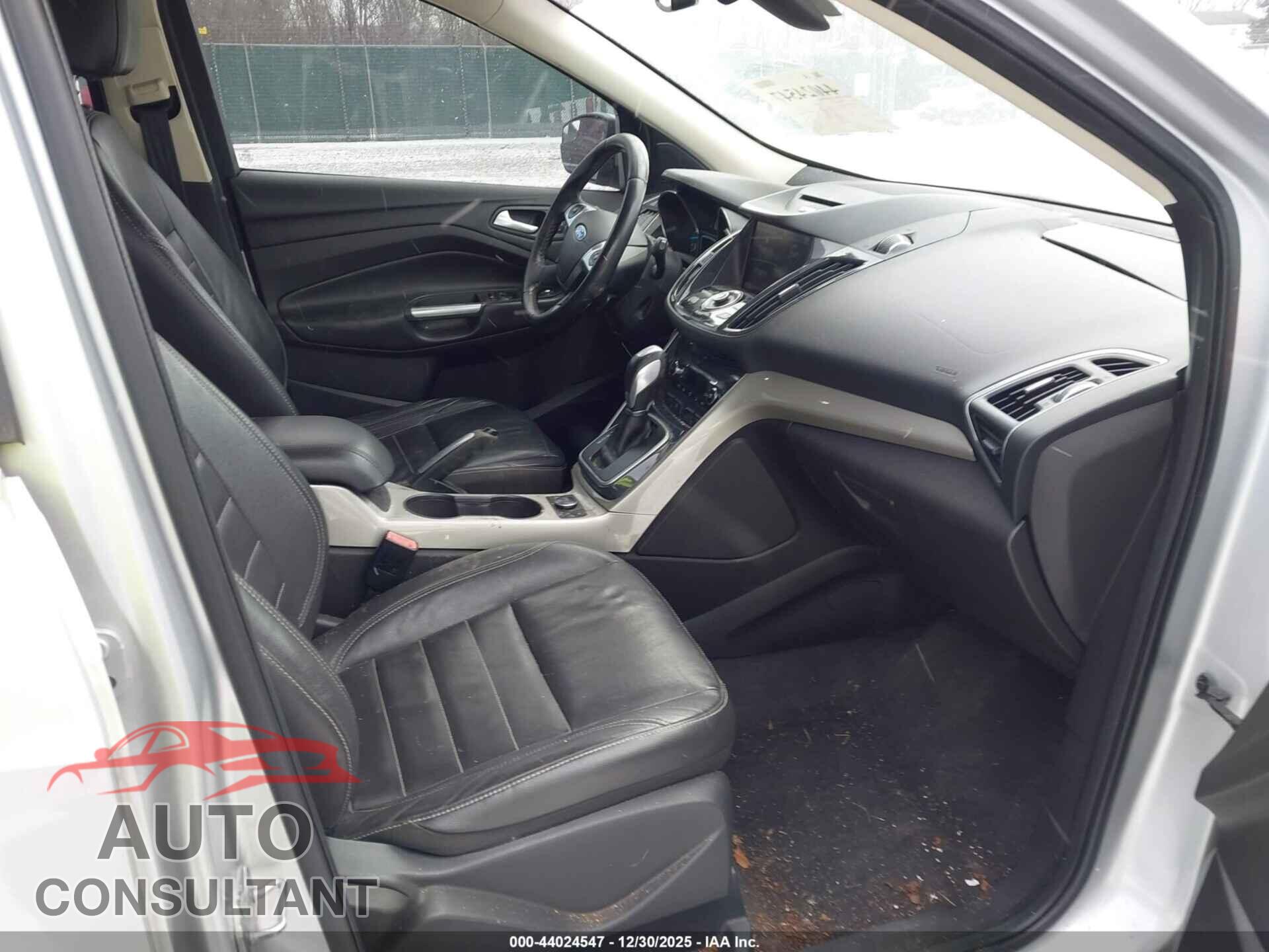 FORD ESCAPE 2013 - 1FMCU9HX2DUA91886