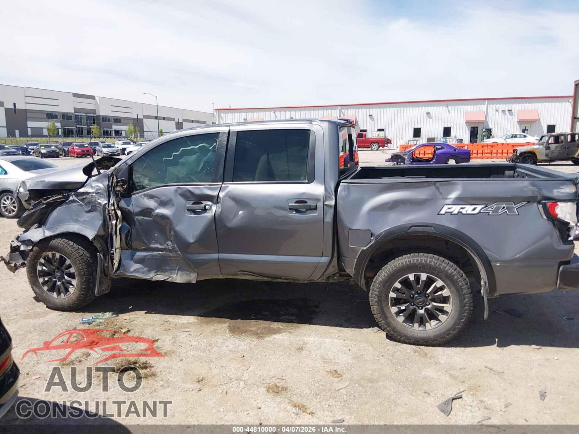 NISSAN TITAN 2021 - 1N6AA1ED5MN521711
