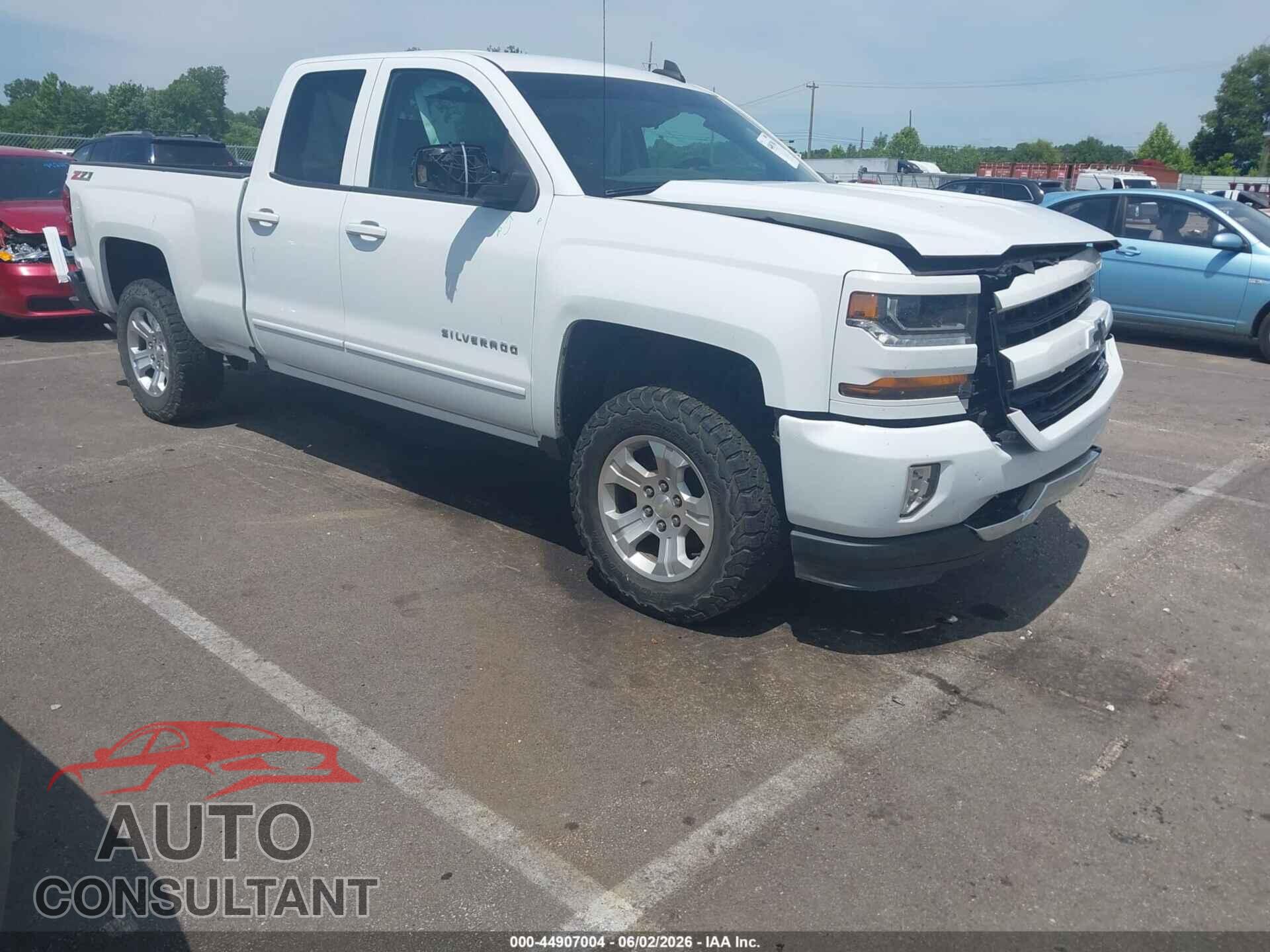 CHEVROLET SILVERADO 1500 2017 - 1GCVKREC7HZ349400
