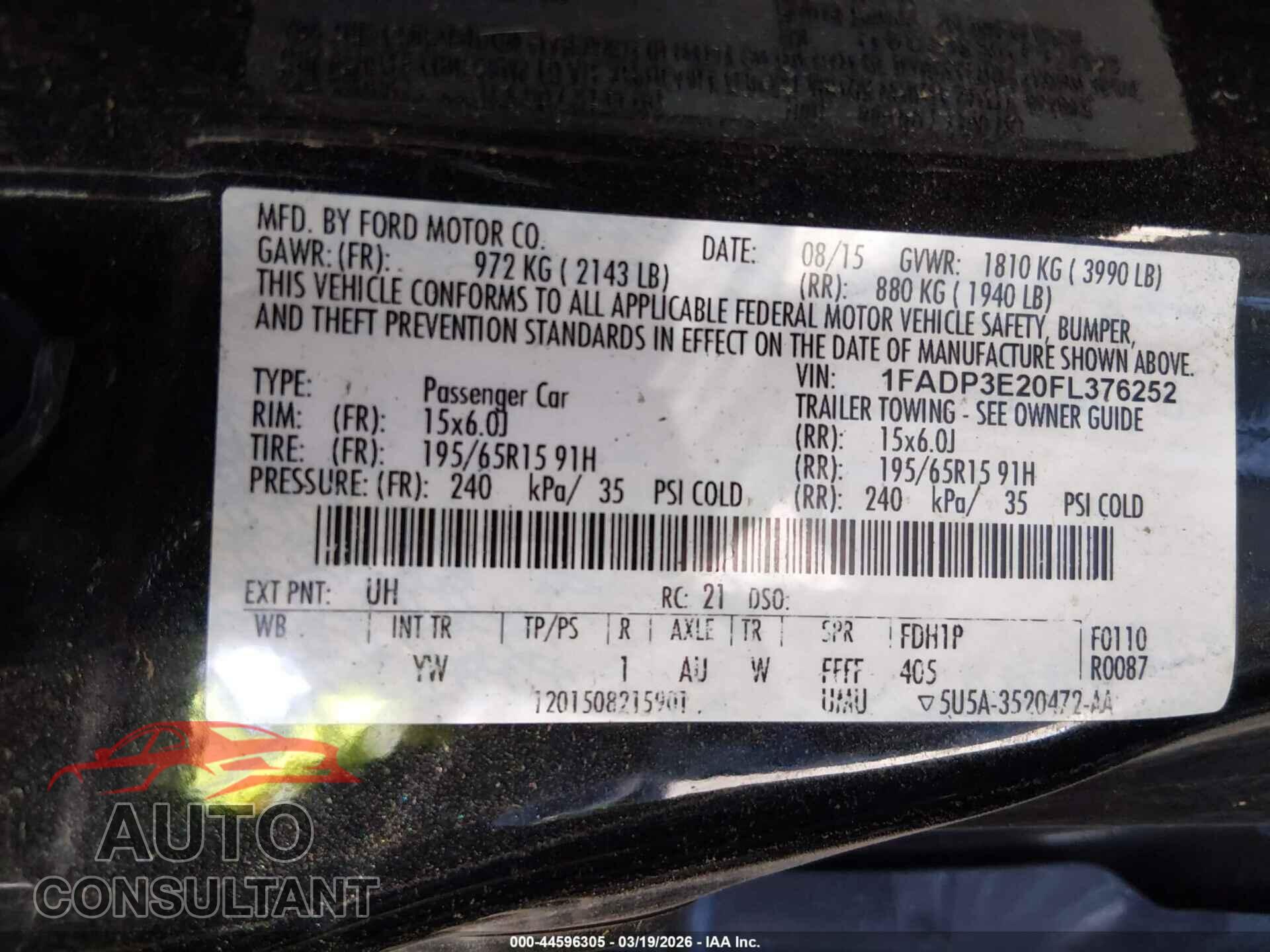 FORD FOCUS 2015 - 1FADP3E20FL376252