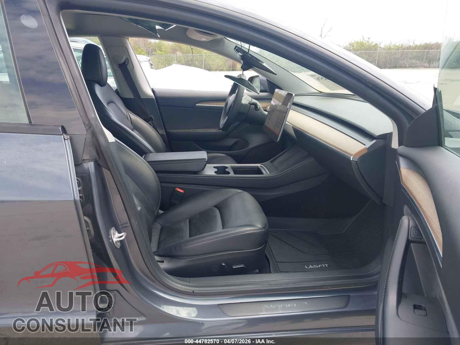 TESLA MODEL 3 2023 - 5YJ3E1EA1PF694800