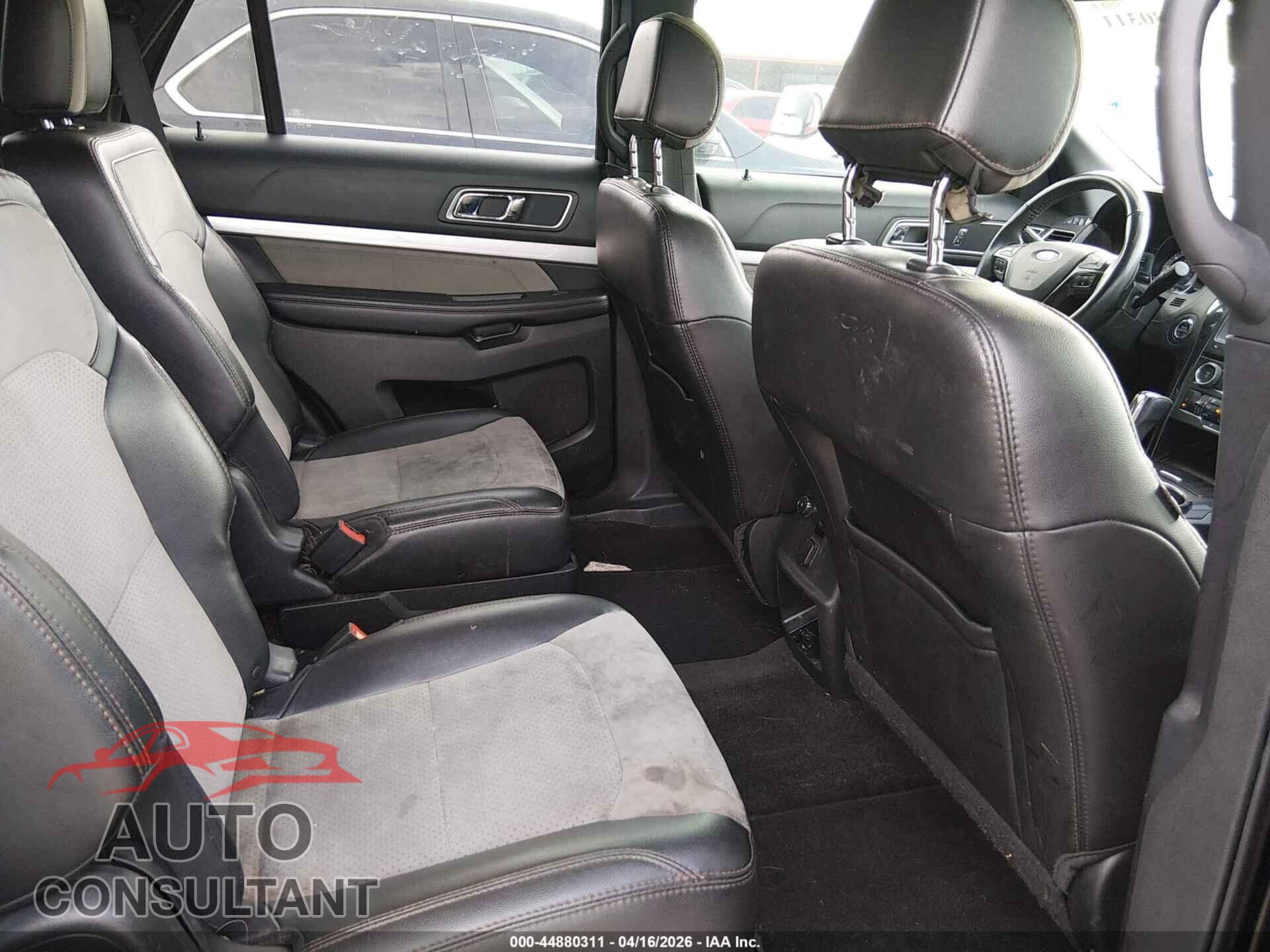 FORD EXPLORER 2017 - 1FM5K7DH3HGE22657