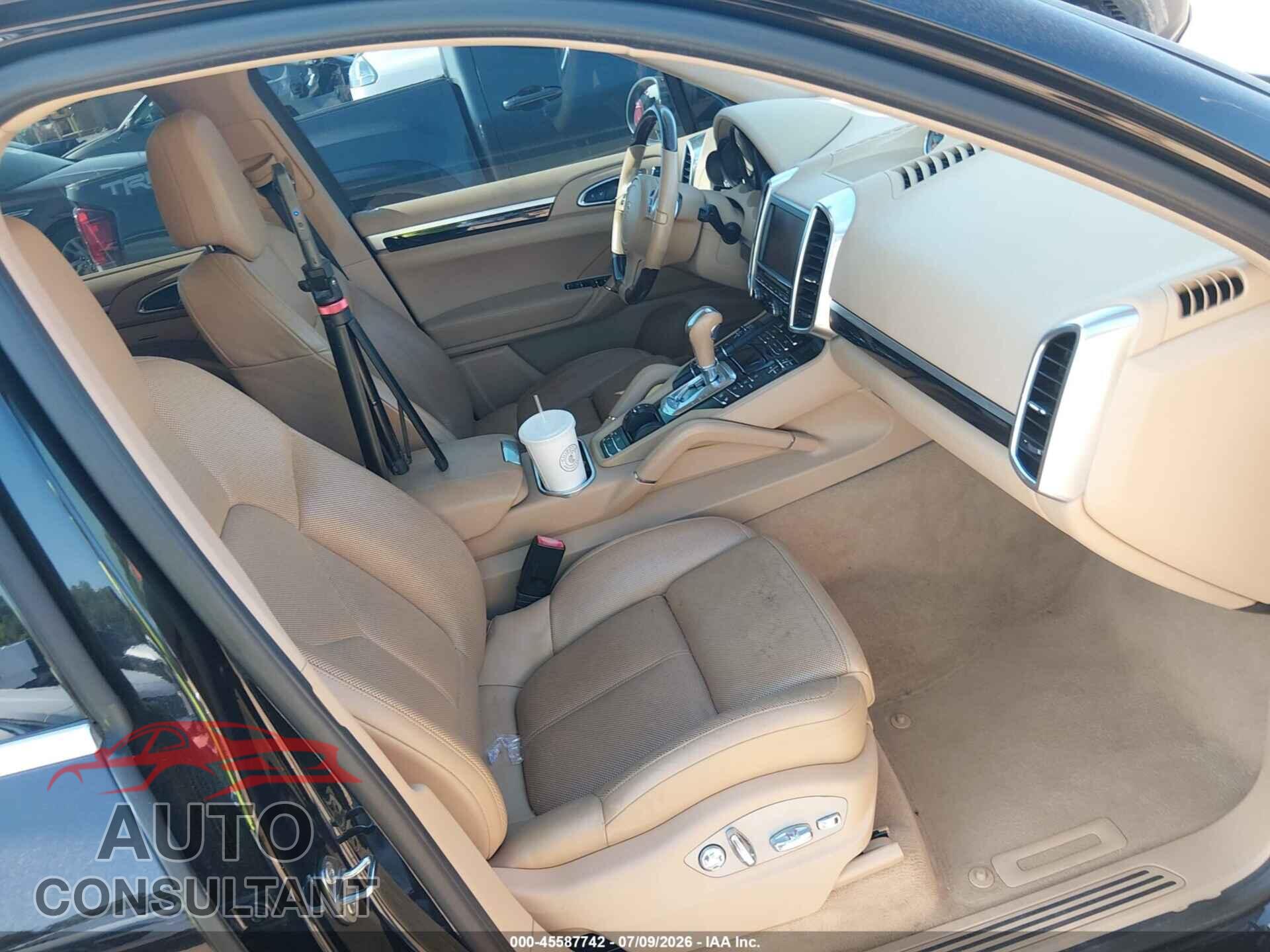 PORSCHE CAYENNE 2013 - WP1AA2A22DLA08505