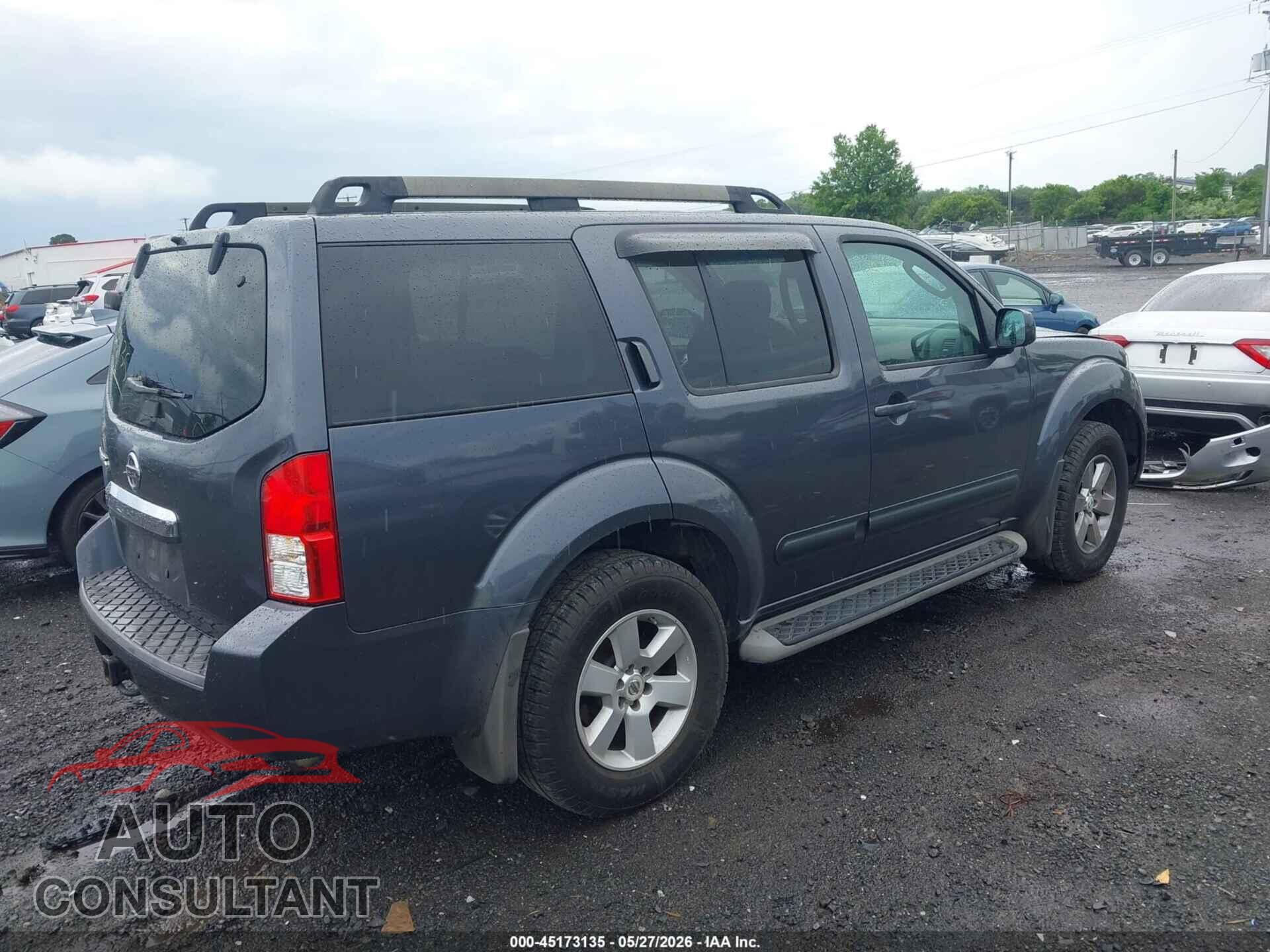 NISSAN PATHFINDER 2011 - 5N1AR1NB2BC608061