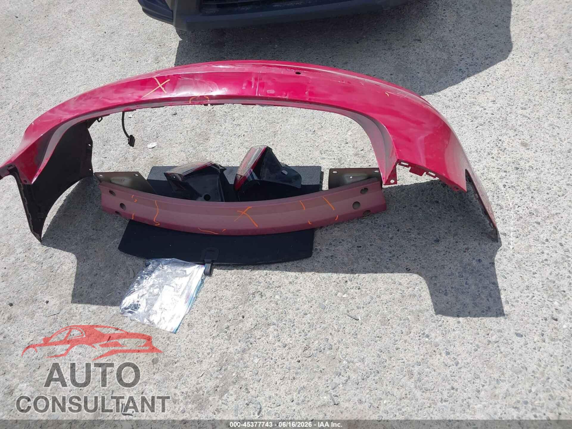 TESLA MODEL 3 2018 - 5YJ3E1EB4JF097639