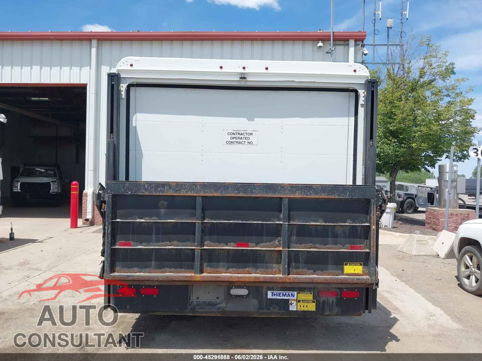 FORD E-350 STRIPPED 2018 - 1FC3E3K66JDC36745