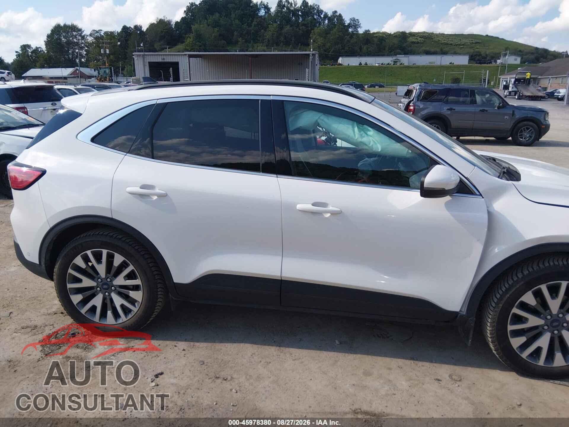 FORD ESCAPE 2020 - 1FMCU9J99LUA28097