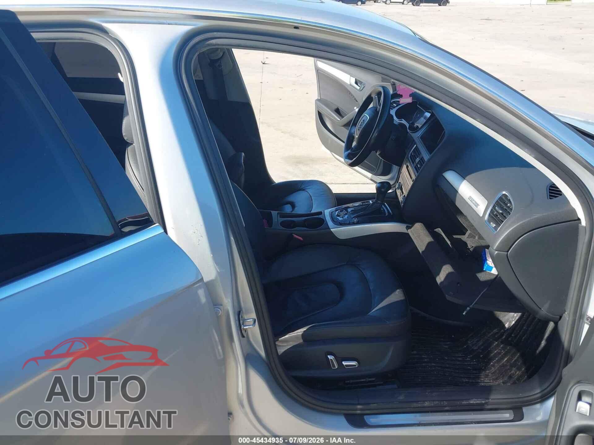 AUDI A4 2013 - WAUFFAFL6DN006326
