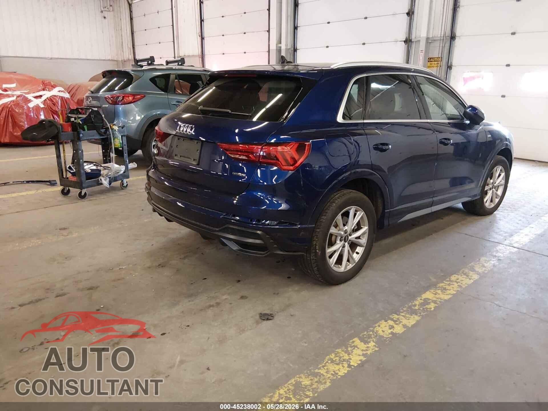 AUDI Q3 2021 - WA1EECF37M1020699