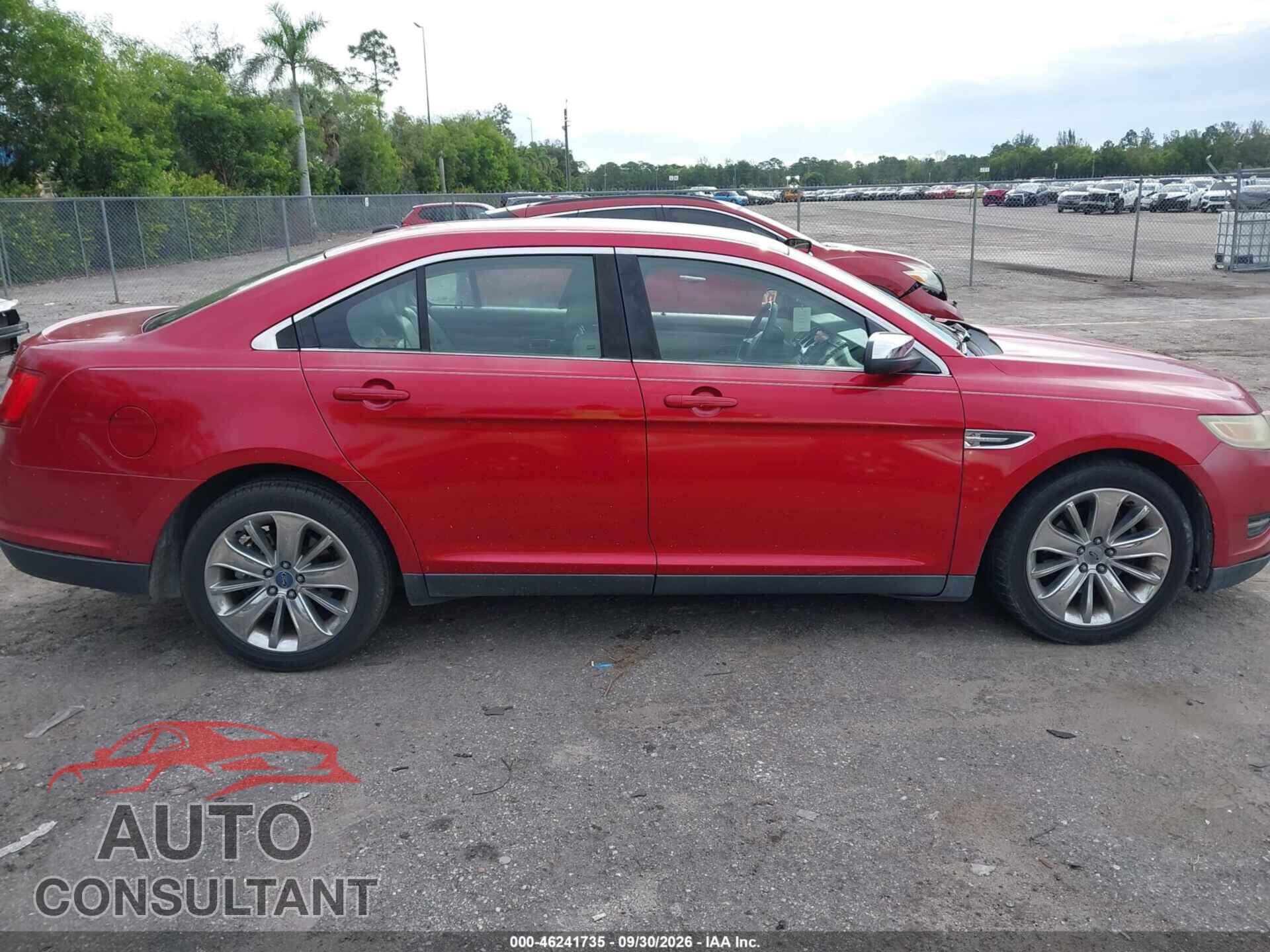FORD TAURUS 2010 - 1FAHP2FW7AG110855