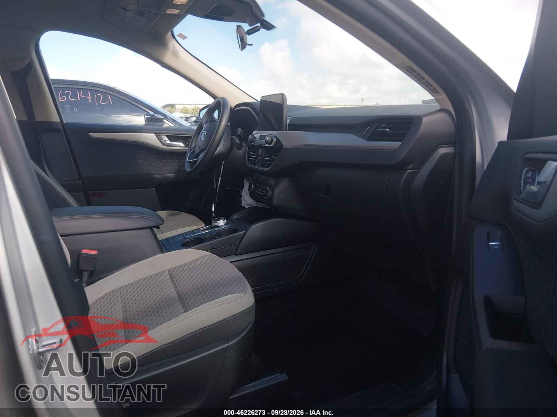 FORD ESCAPE 2020 - 1FMCU0G67LUA85701