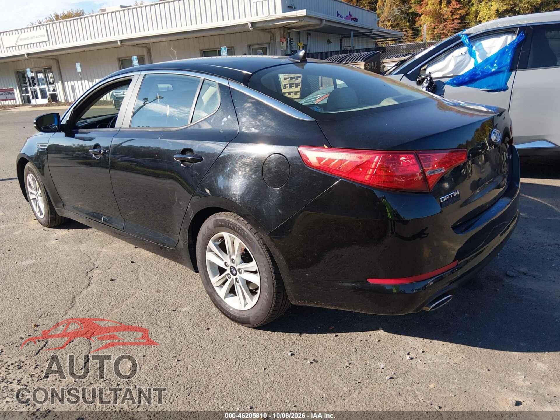 KIA OPTIMA 2011 - KNAGM4A77B5127059